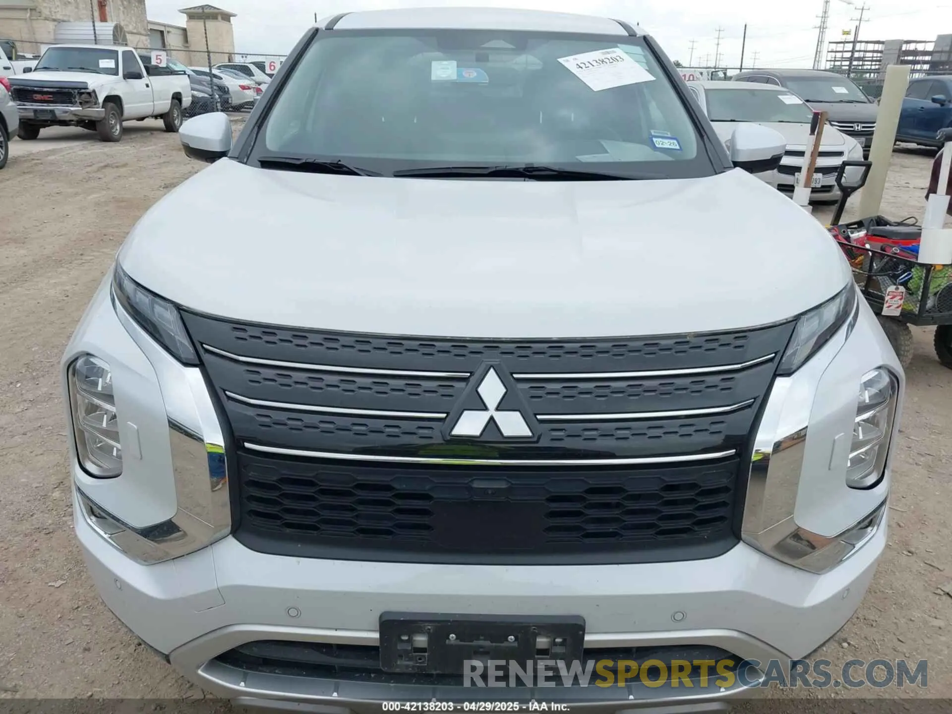 12 fotografías del automóvil dañado JA4J4VA8XRZ038199 MITSUBISHI OUTLANDER 2024