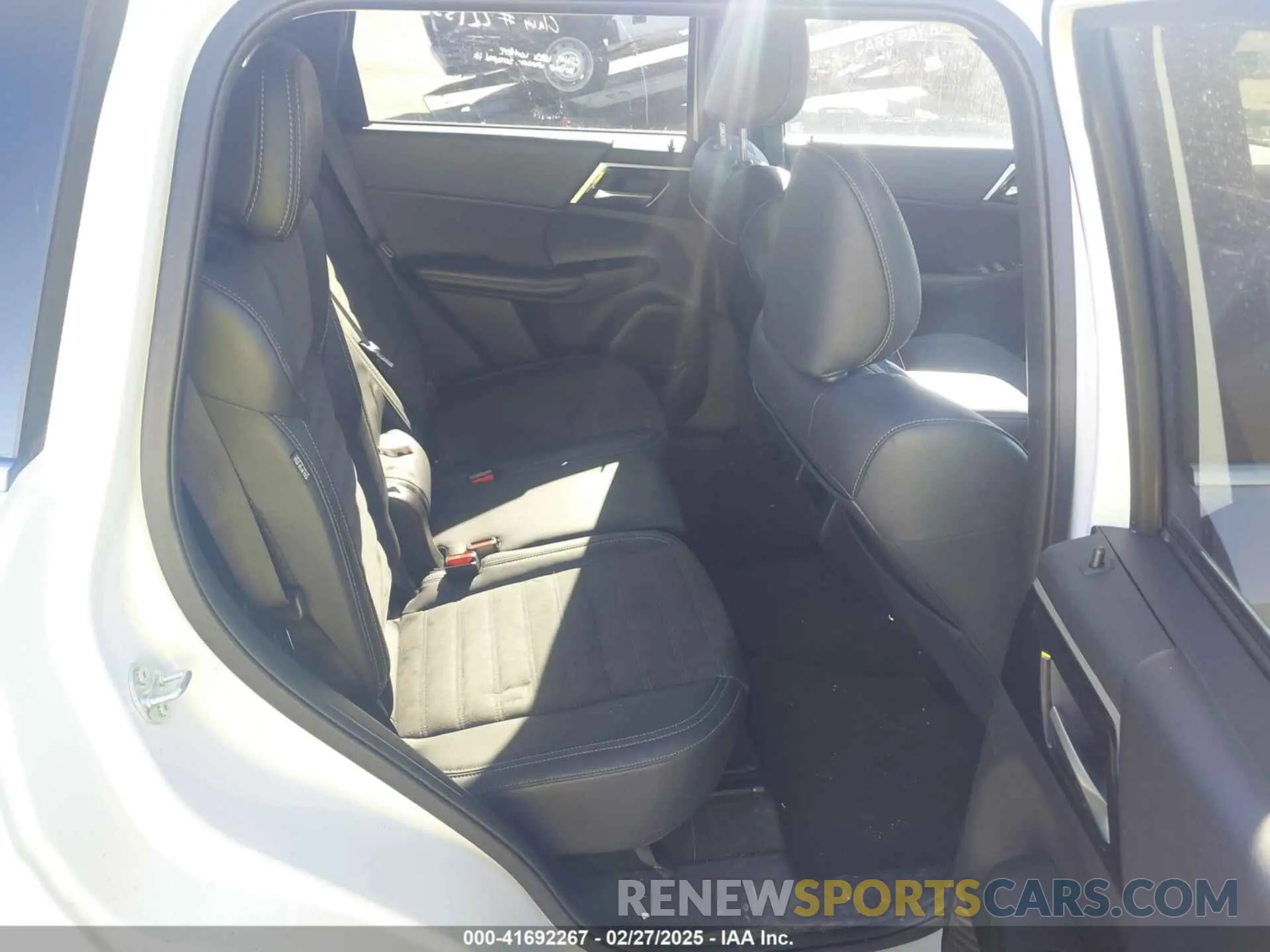 8 fotografías del automóvil dañado JA4J4VA8XRZ051857 MITSUBISHI OUTLANDER 2024