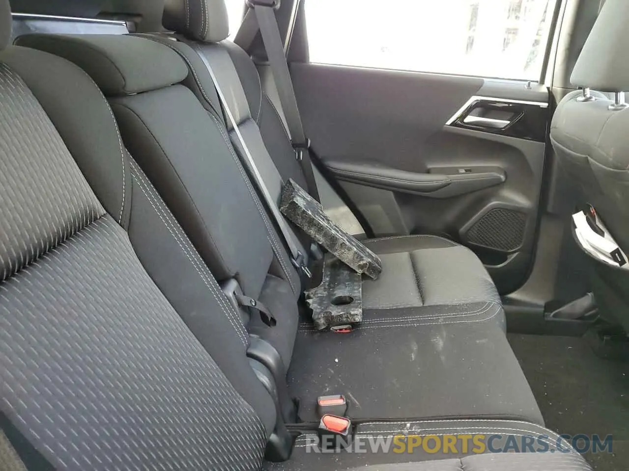 11 fotografías del automóvil dañado JA4J4VA8XRZ608024 MITSUBISHI OUTLANDER 2024