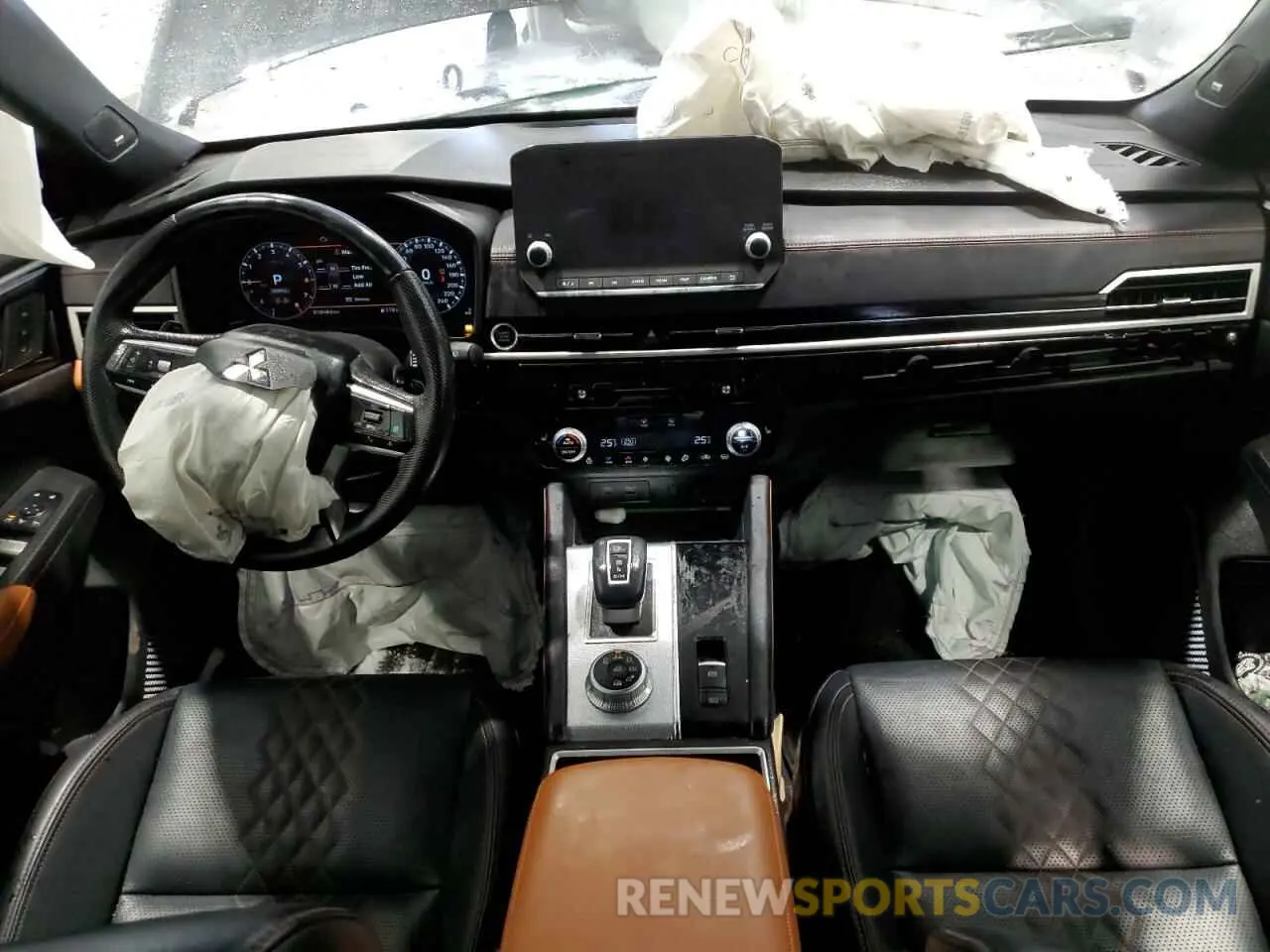 8 fotografías del automóvil dañado JA4J4WA83RZ605522 MITSUBISHI OUTLANDER 2024