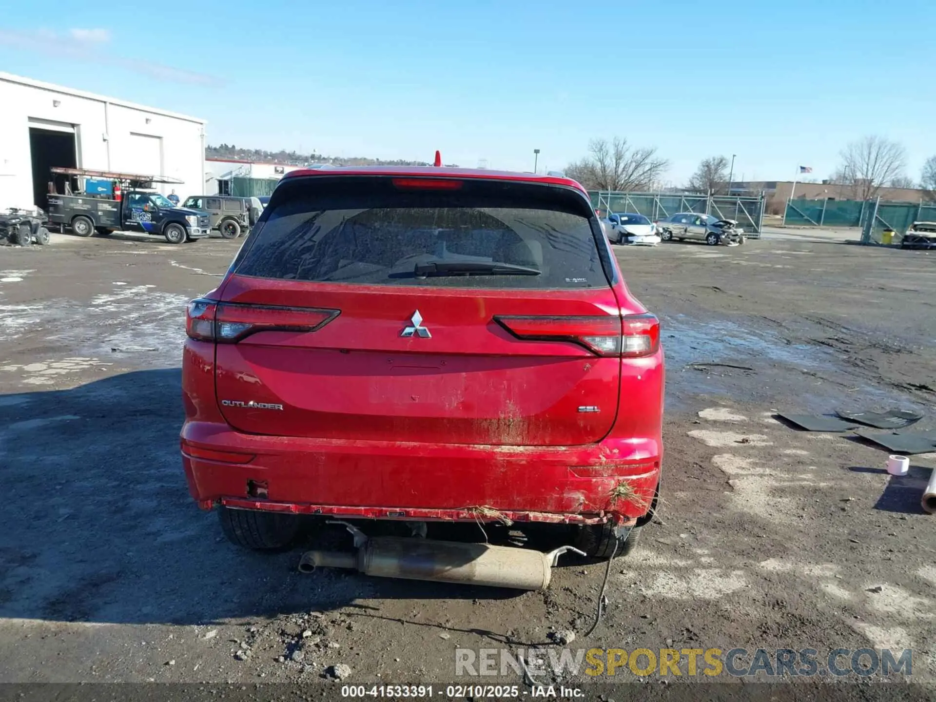 17 fotografías del automóvil dañado JA4J4WA84RZ015216 MITSUBISHI OUTLANDER 2024