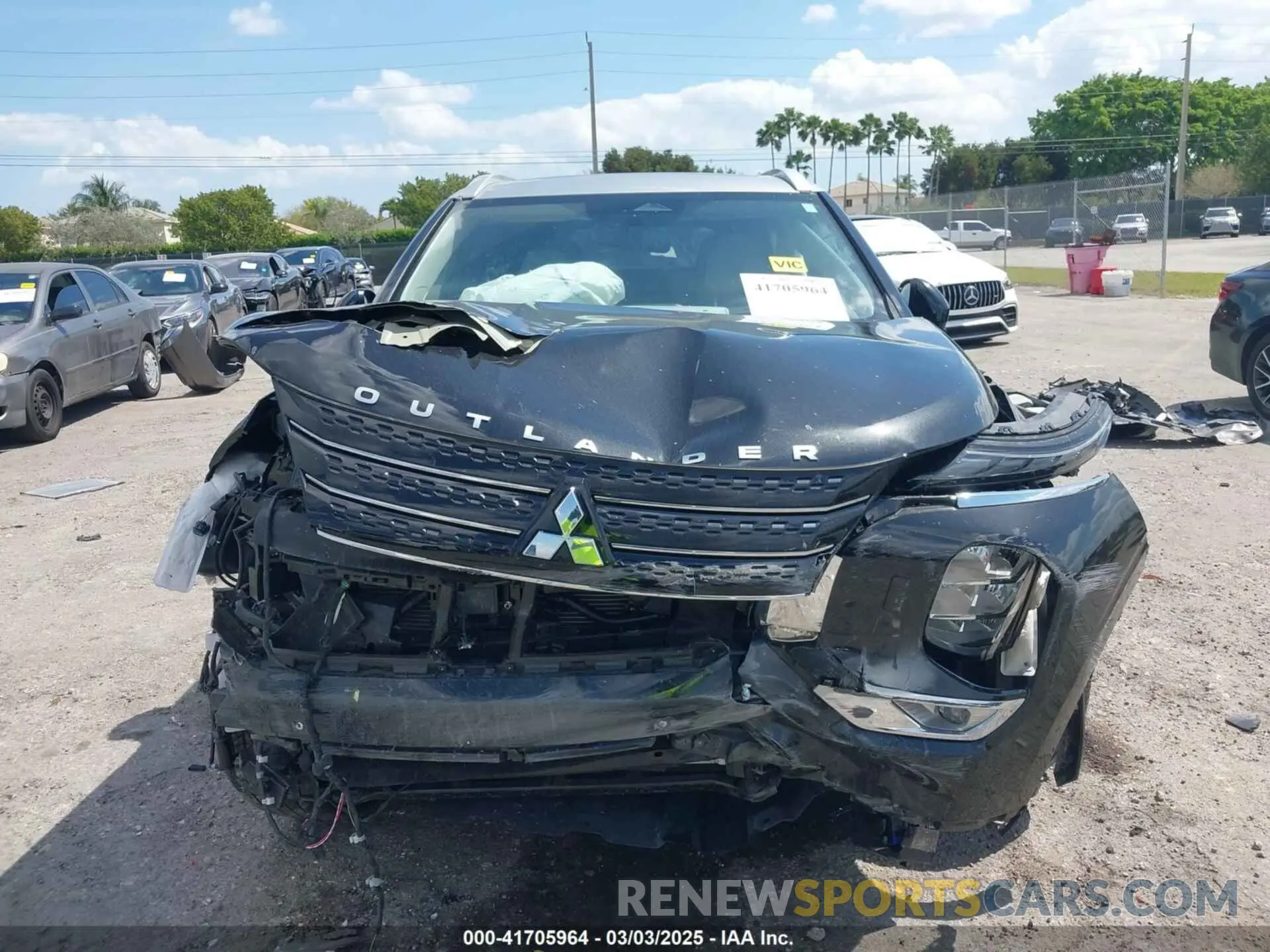 12 fotografías del automóvil dañado JA4J4WA84RZ039385 MITSUBISHI OUTLANDER 2024