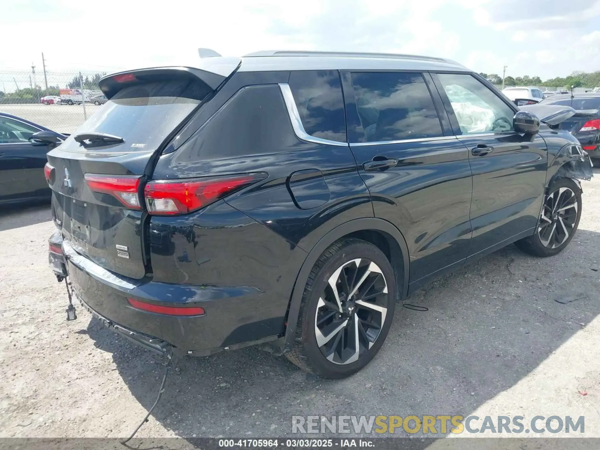 4 fotografías del automóvil dañado JA4J4WA84RZ039385 MITSUBISHI OUTLANDER 2024