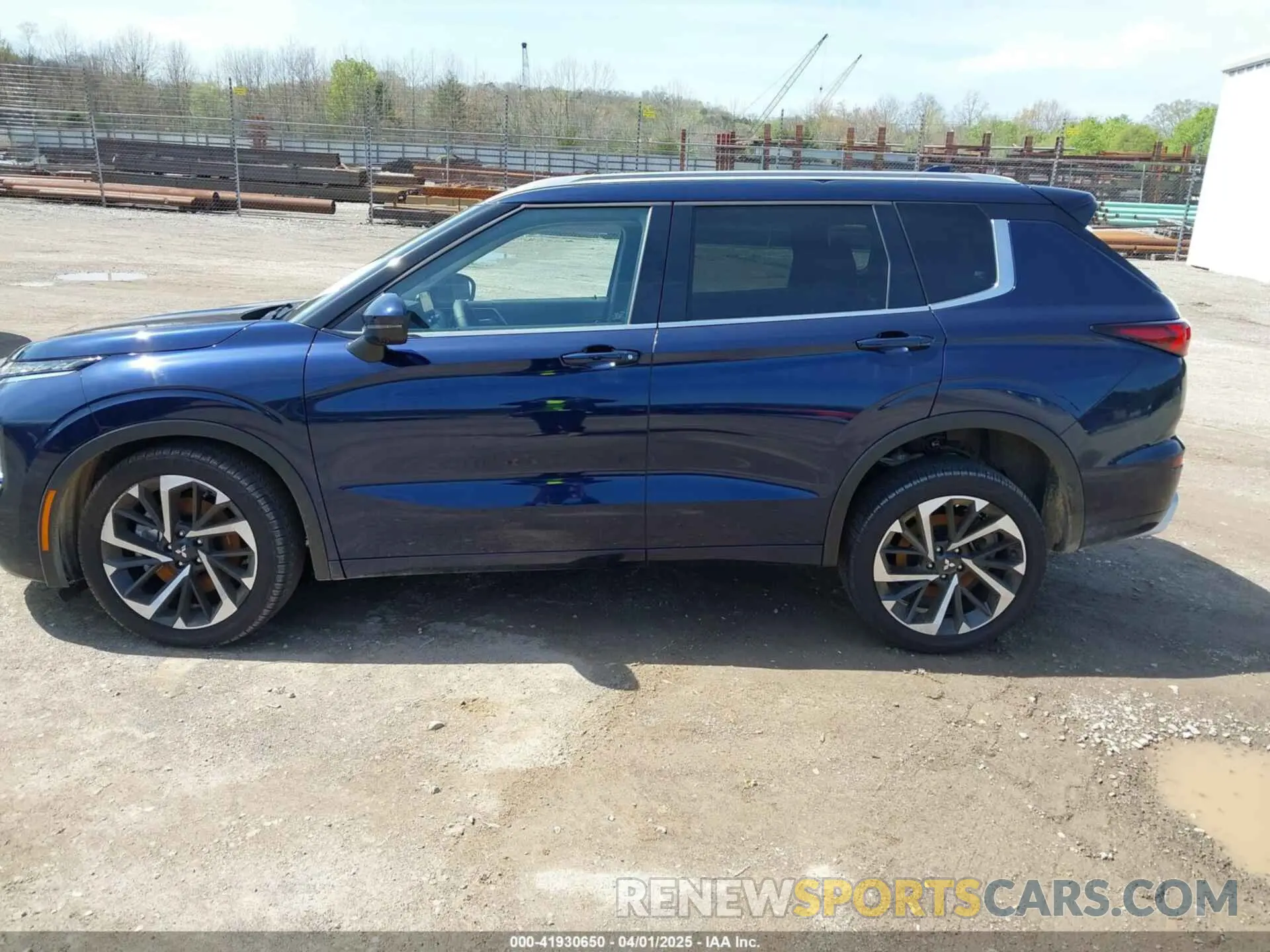 14 fotografías del automóvil dañado JA4J4WA84RZ072693 MITSUBISHI OUTLANDER 2024