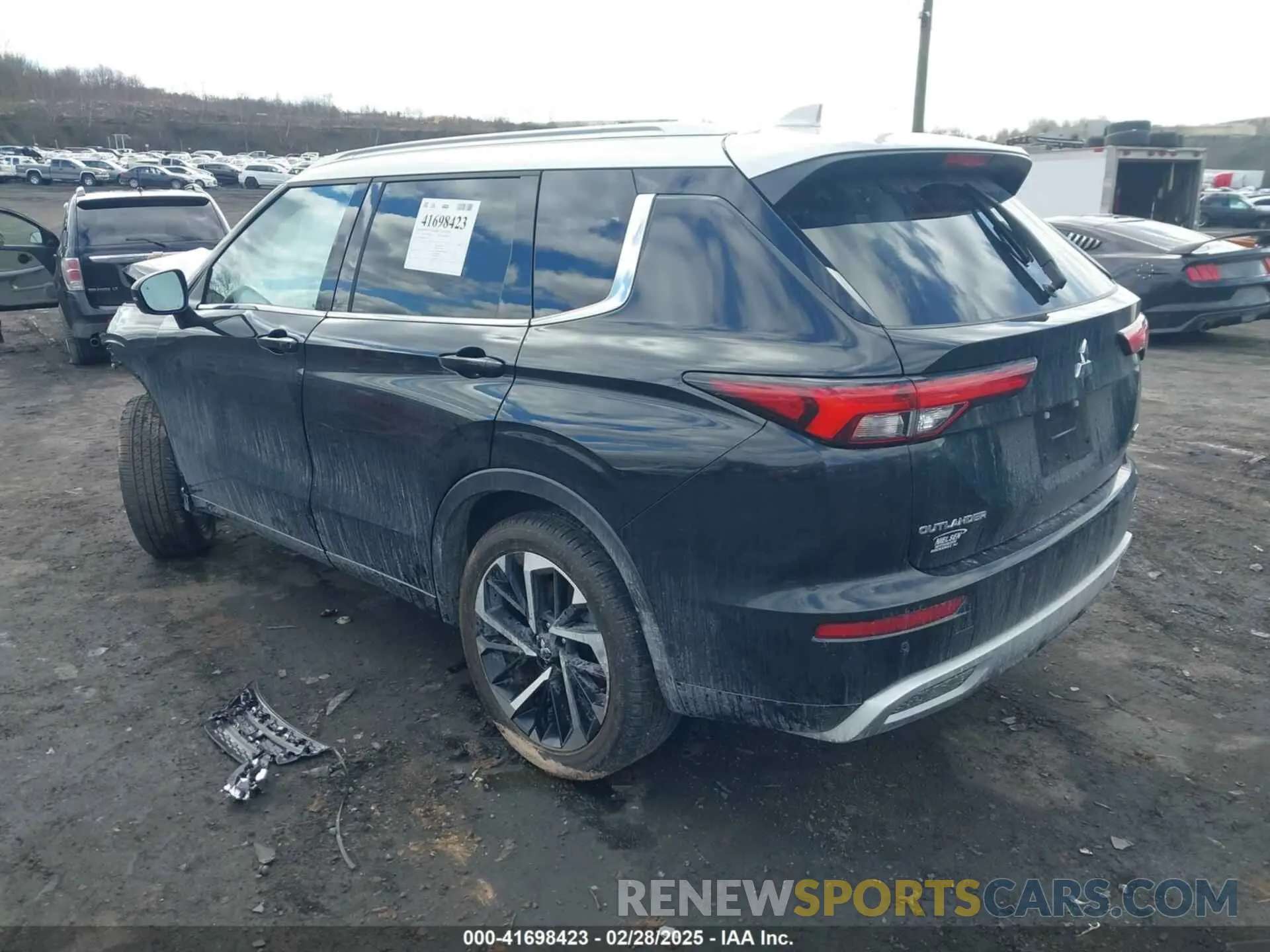 3 fotografías del automóvil dañado JA4J4WA86RZ036102 MITSUBISHI OUTLANDER 2024