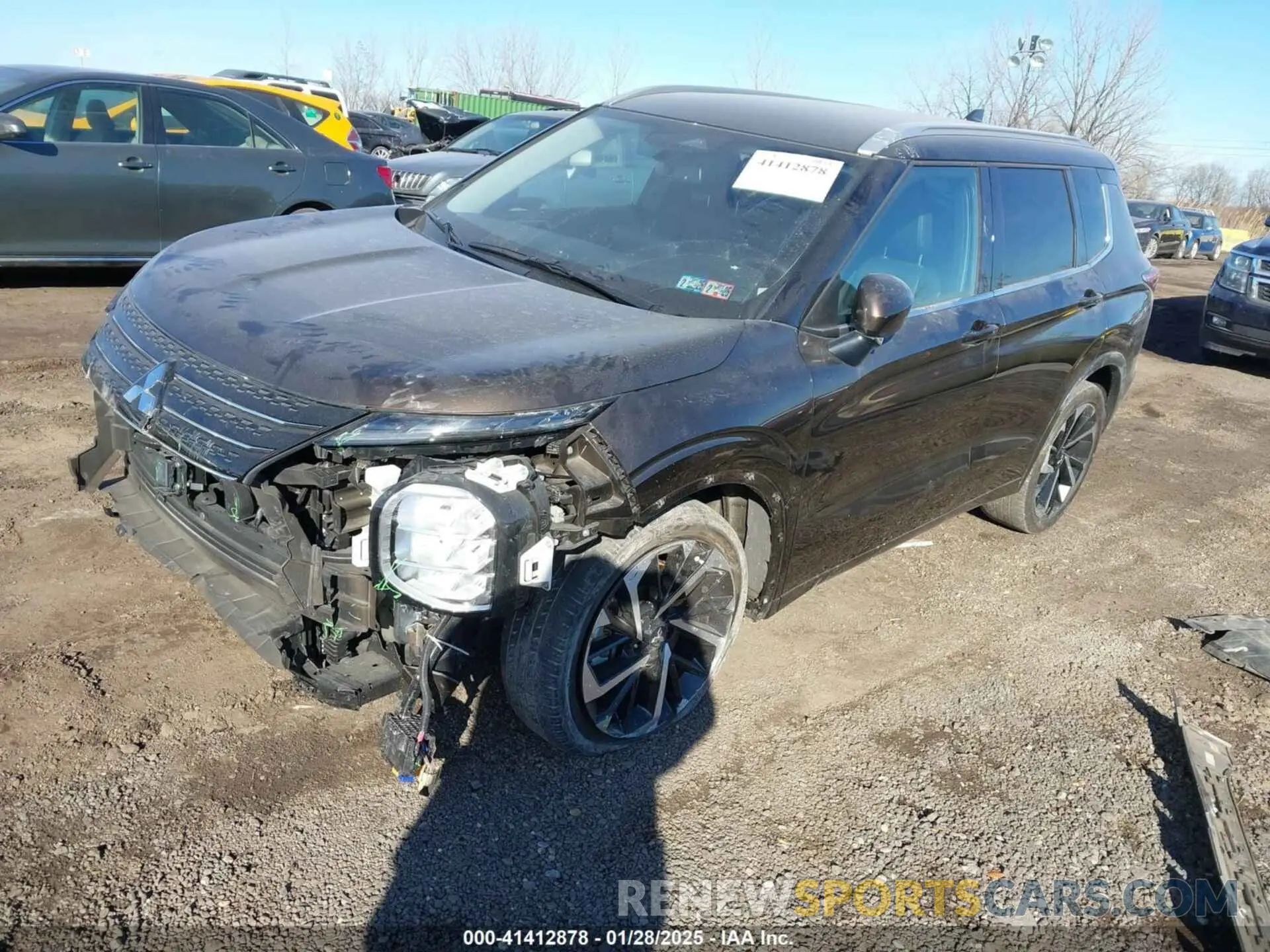 2 fotografías del automóvil dañado JA4J4WA89RZ035560 MITSUBISHI OUTLANDER 2024