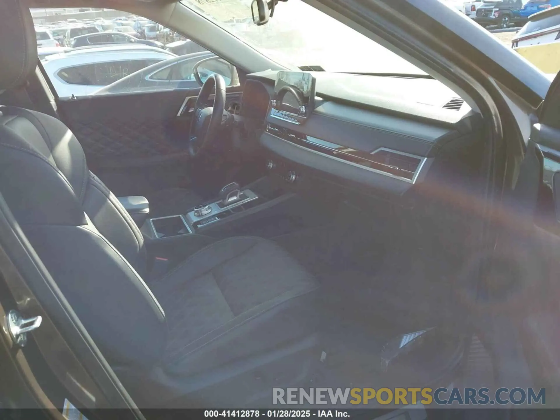 5 fotografías del automóvil dañado JA4J4WA89RZ035560 MITSUBISHI OUTLANDER 2024