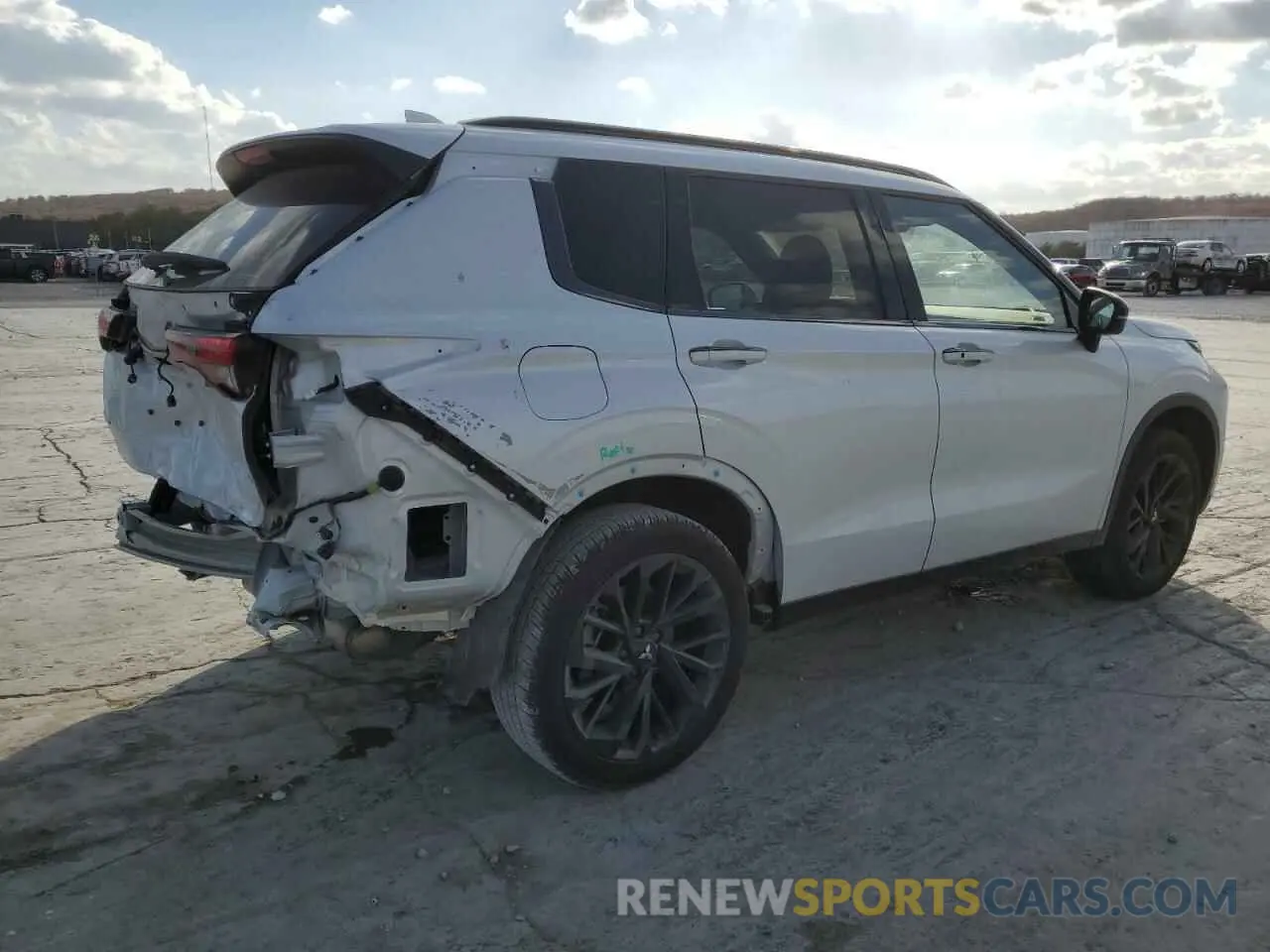3 fotografías del automóvil dañado JA4J4WA89RZ053587 MITSUBISHI OUTLANDER 2024