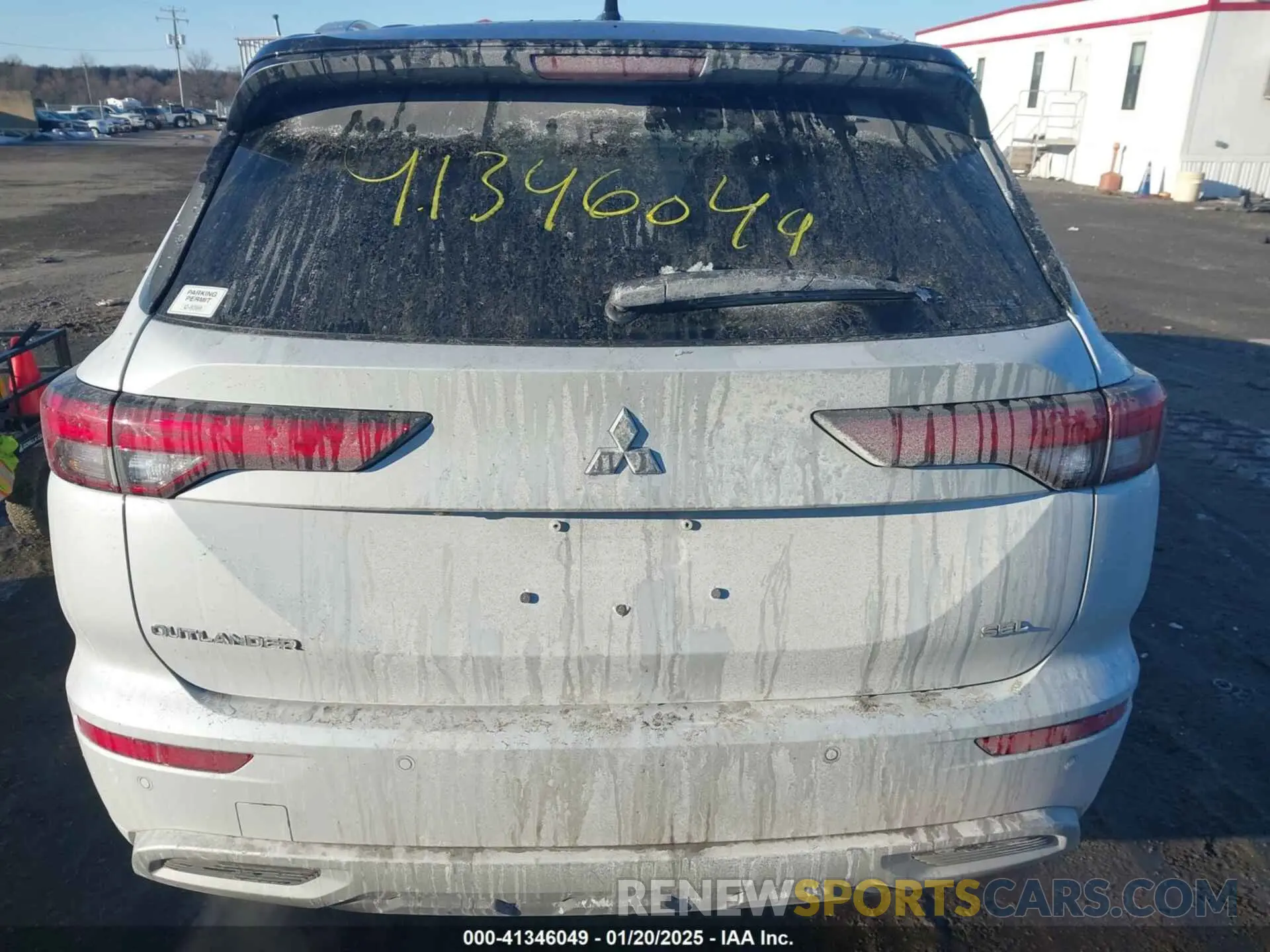 16 fotografías del automóvil dañado JA4J4WA8XRZ003510 MITSUBISHI OUTLANDER 2024
