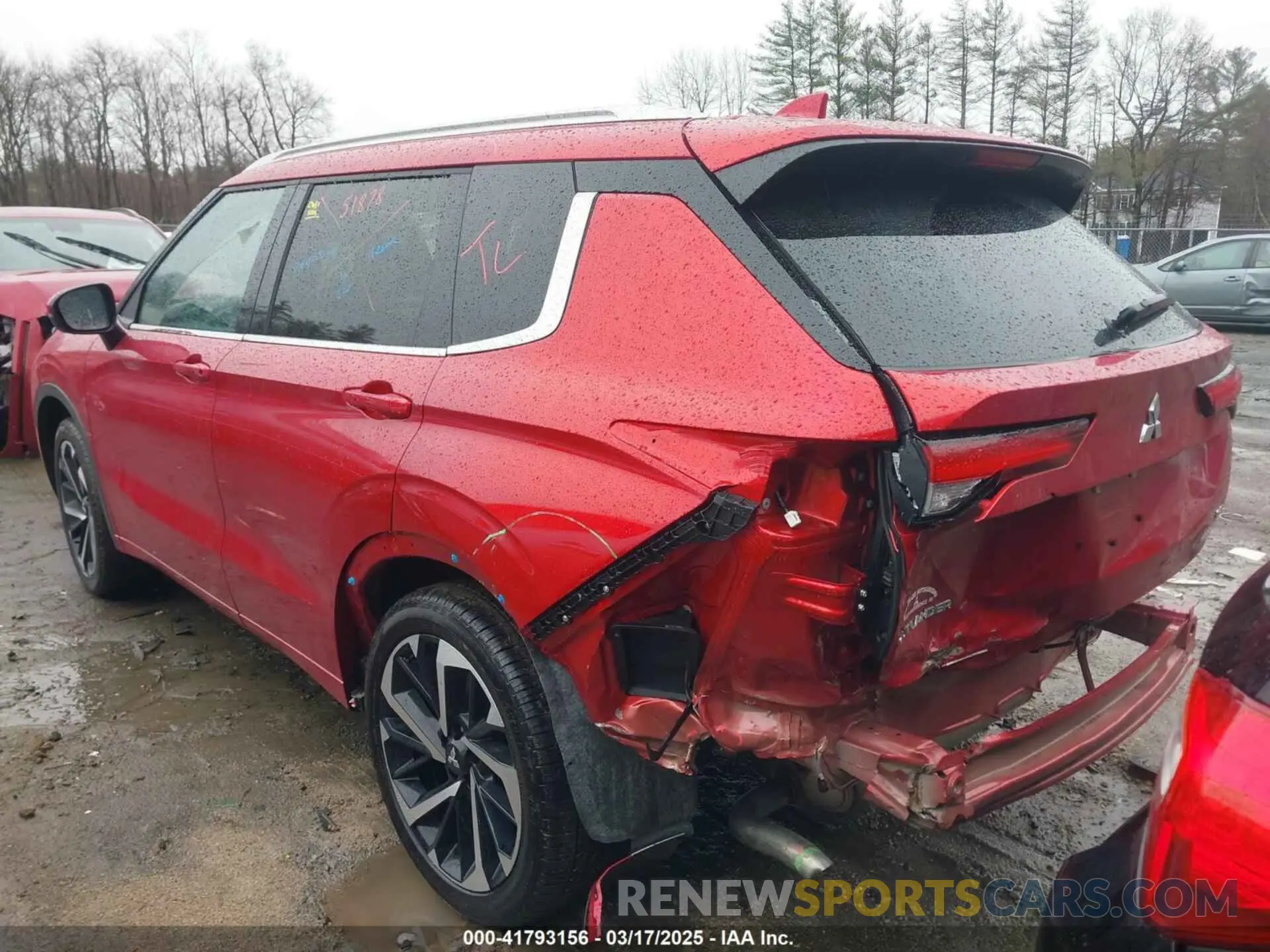 3 fotografías del automóvil dañado JA4J4WA8XRZ056028 MITSUBISHI OUTLANDER 2024