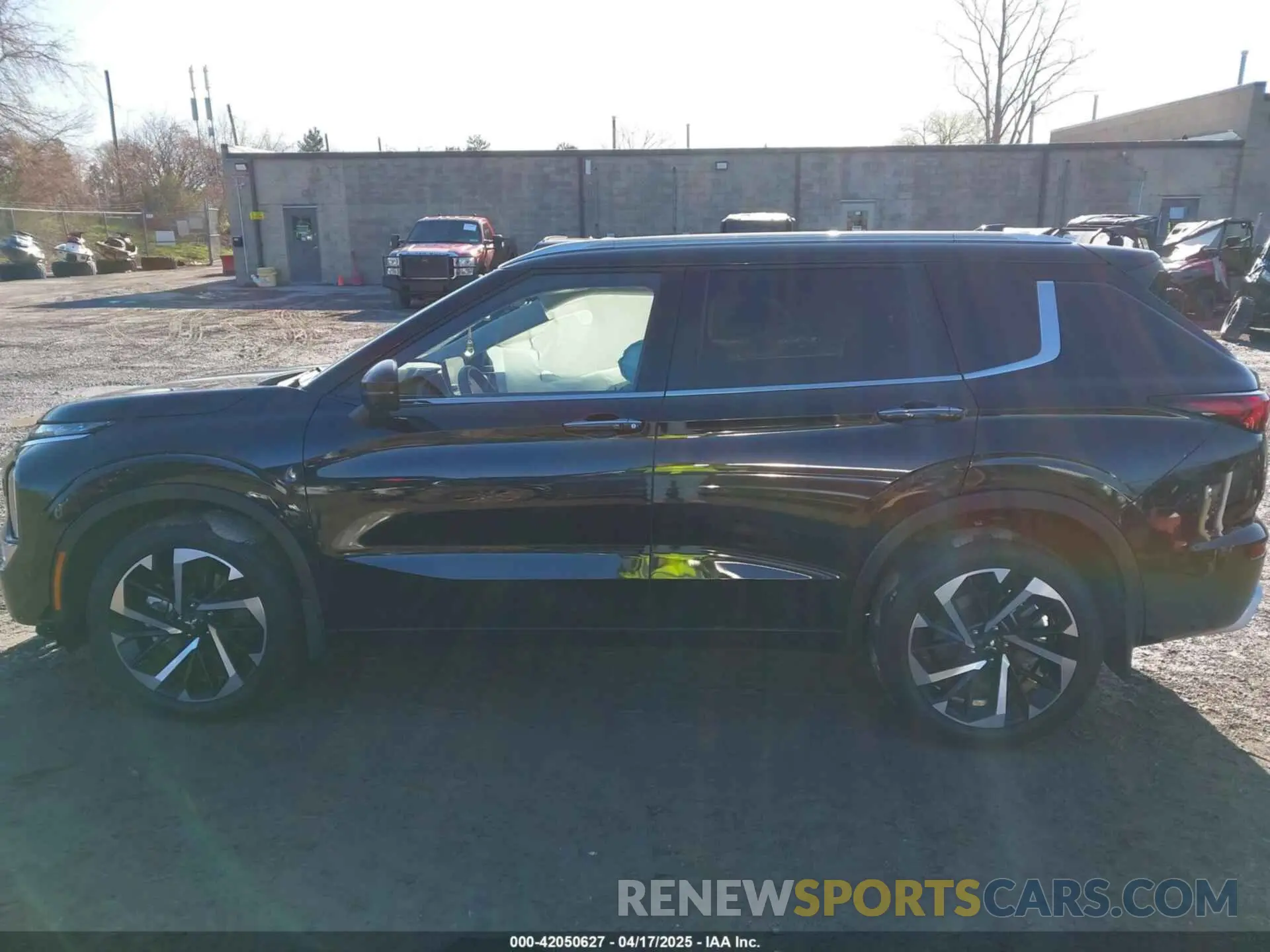 15 fotografías del automóvil dañado JA4J4WA8XRZ090163 MITSUBISHI OUTLANDER 2024