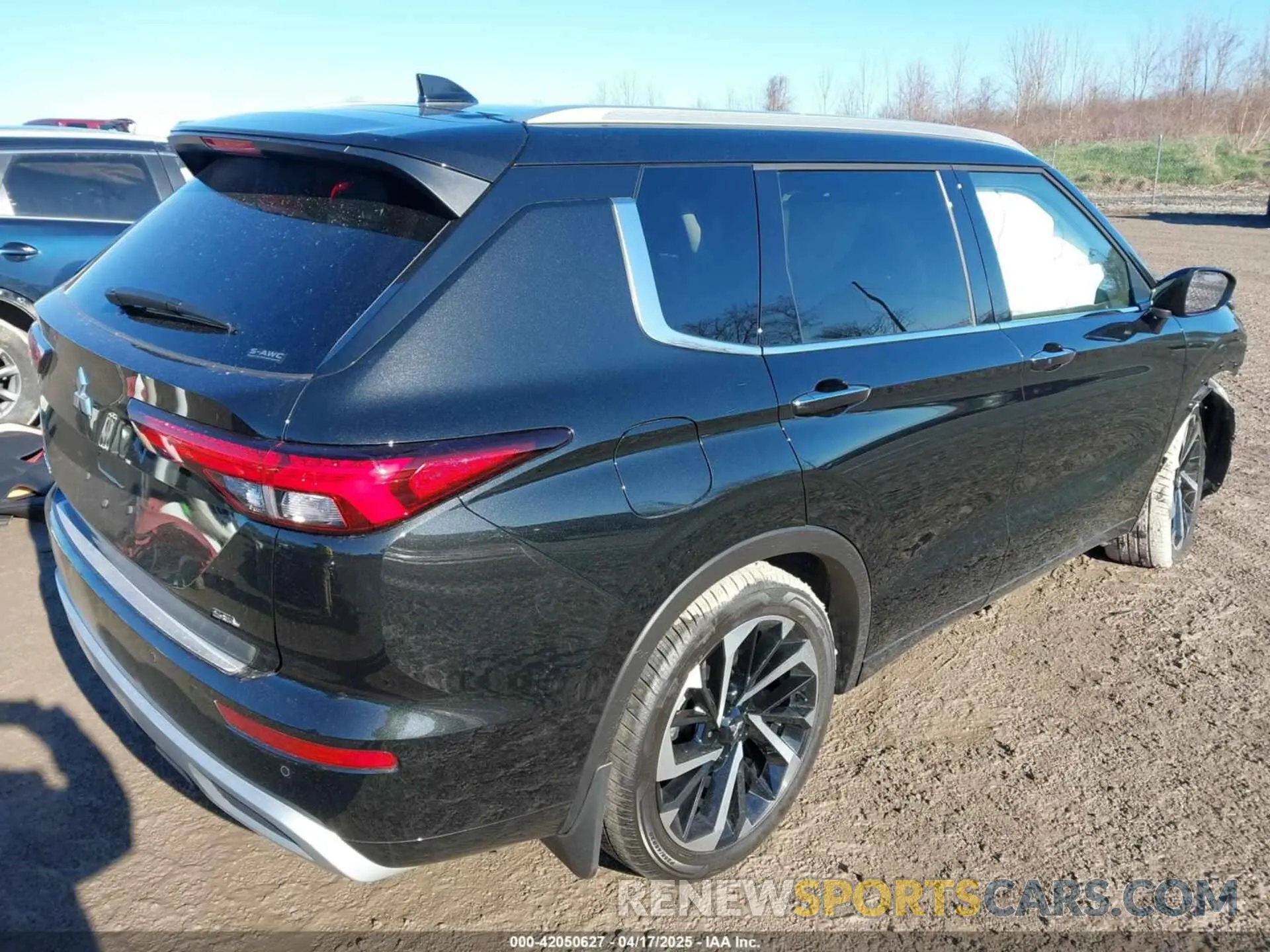 4 fotografías del automóvil dañado JA4J4WA8XRZ090163 MITSUBISHI OUTLANDER 2024