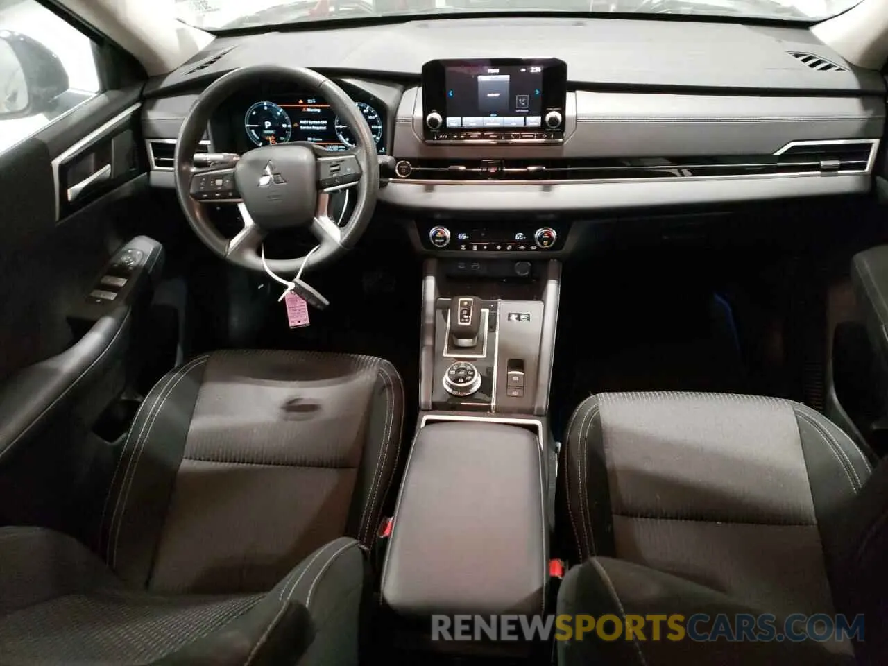 8 fotografías del automóvil dañado JA4T5UA95RZ049863 MITSUBISHI OUTLANDER 2024