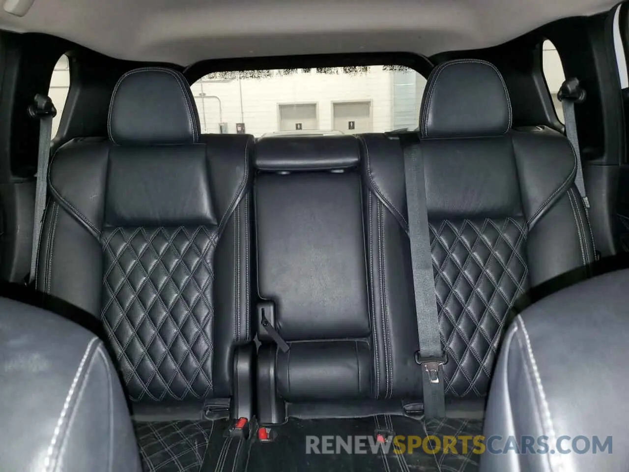 10 fotografías del automóvil dañado JA4T5VA99RZ611740 MITSUBISHI OUTLANDER 2024