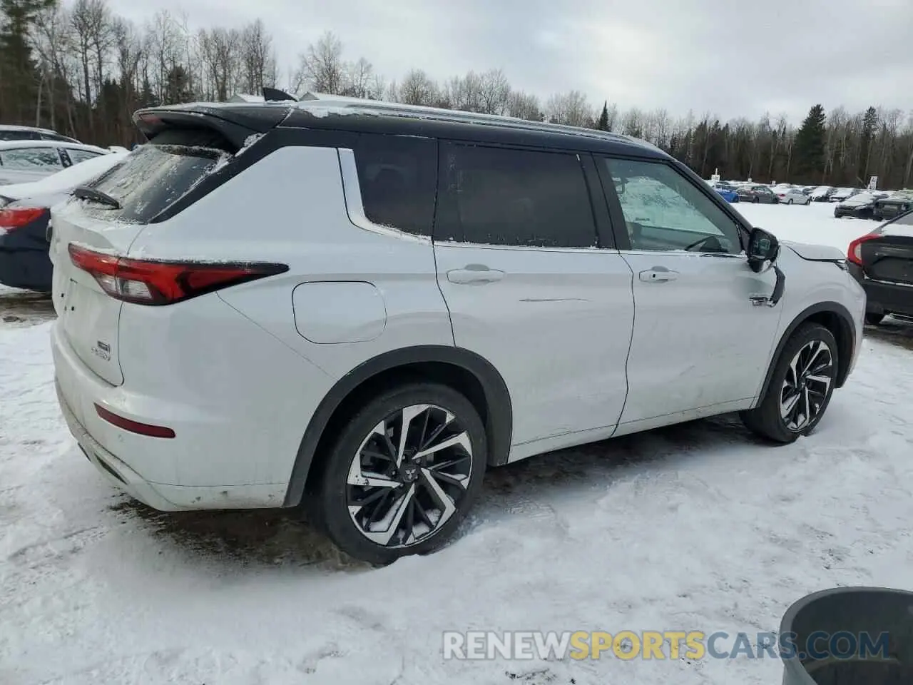 3 fotografías del automóvil dañado JA4T5WA94RZ605267 MITSUBISHI OUTLANDER 2024