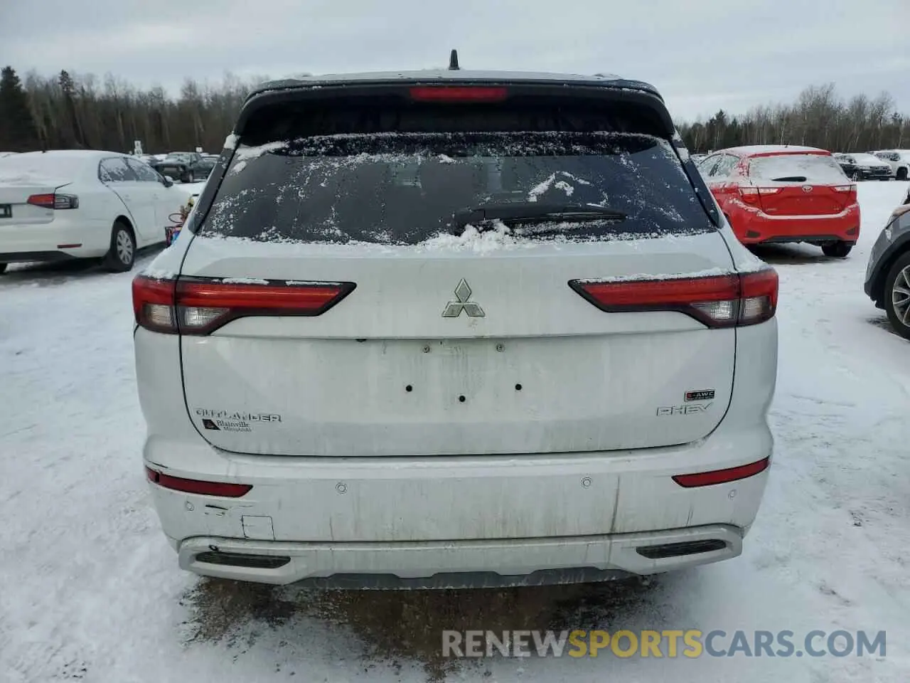 6 fotografías del automóvil dañado JA4T5WA94RZ605267 MITSUBISHI OUTLANDER 2024