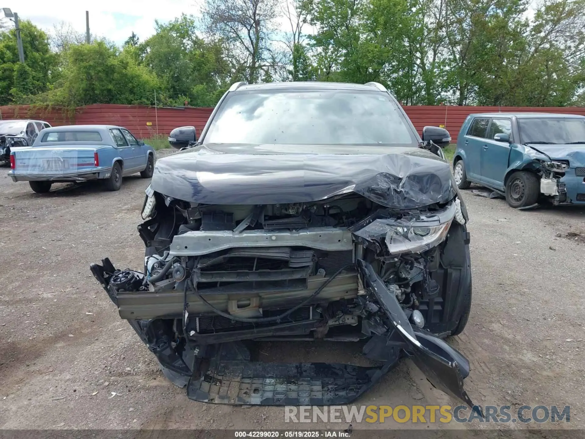 12 fotografías del automóvil dañado JA4J24A55KZ037103 MITSUBISHI OUTLANDER PHEV 2019