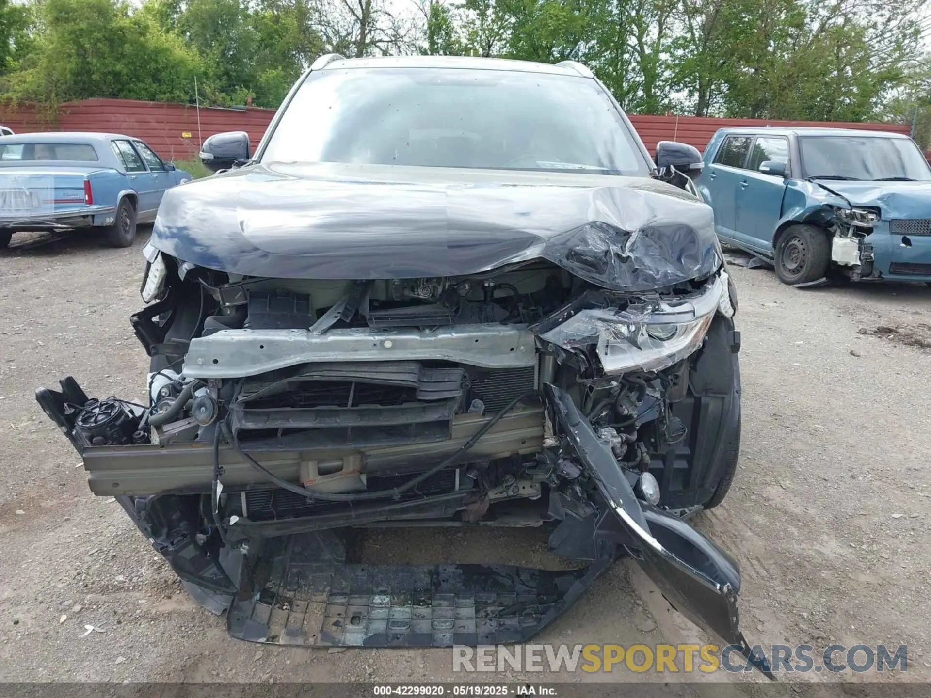 6 fotografías del automóvil dañado JA4J24A55KZ037103 MITSUBISHI OUTLANDER PHEV 2019