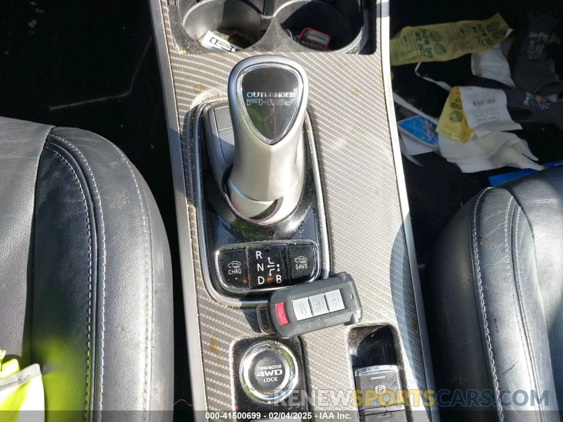 11 fotografías del automóvil dañado JA4J24A57KZ049706 MITSUBISHI OUTLANDER PHEV 2019