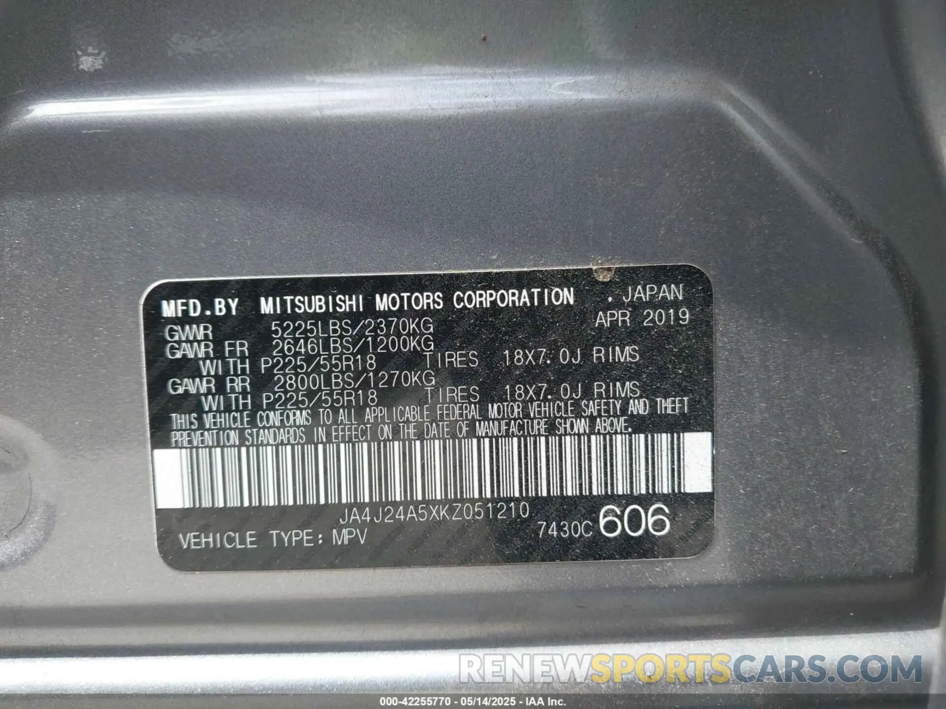 9 fotografías del automóvil dañado JA4J24A5XKZ051210 MITSUBISHI OUTLANDER PHEV 2019
