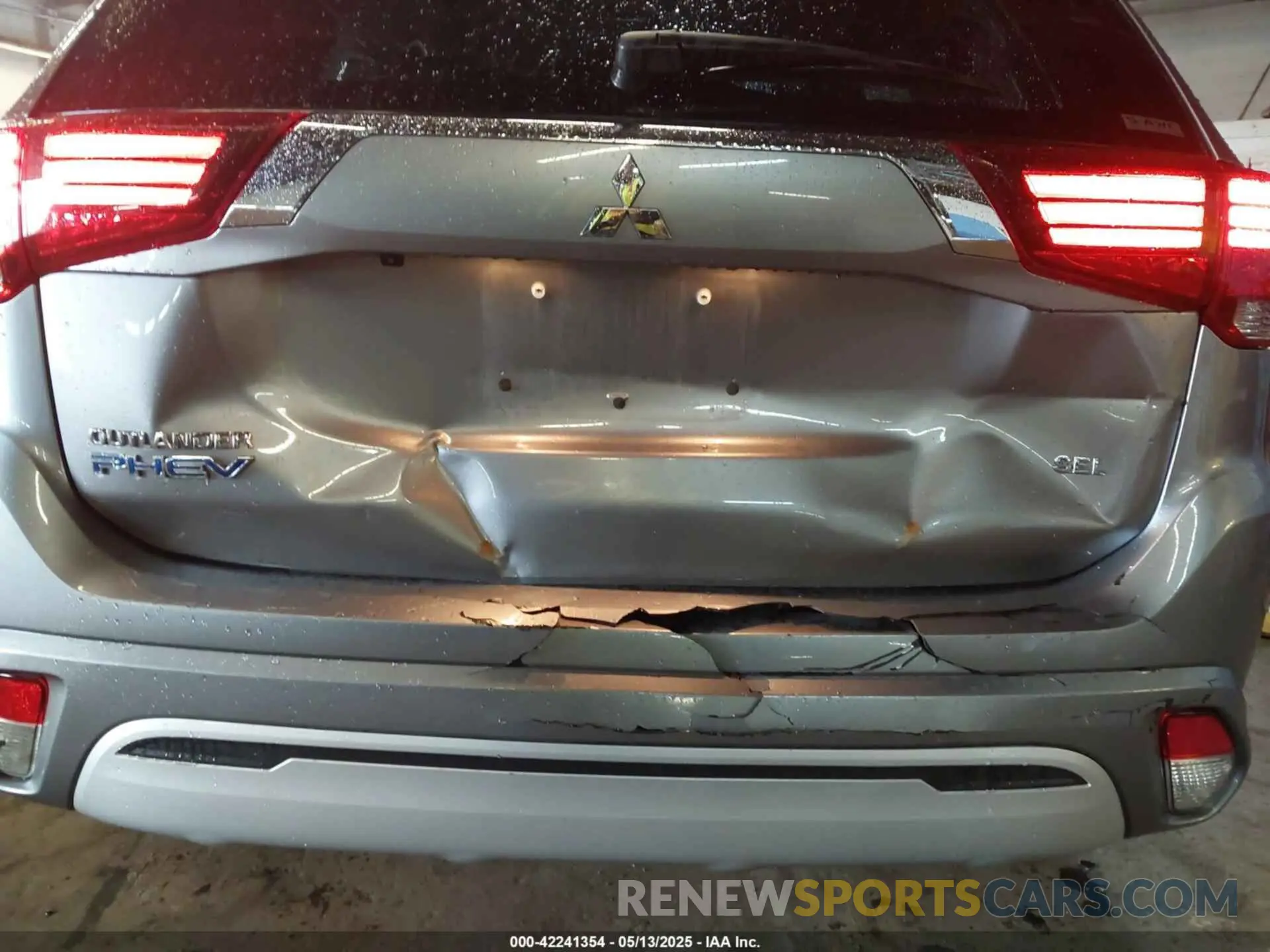 6 fotografías del automóvil dañado JA4J2VA72NZ025597 MITSUBISHI OUTLANDER PHEV 2022