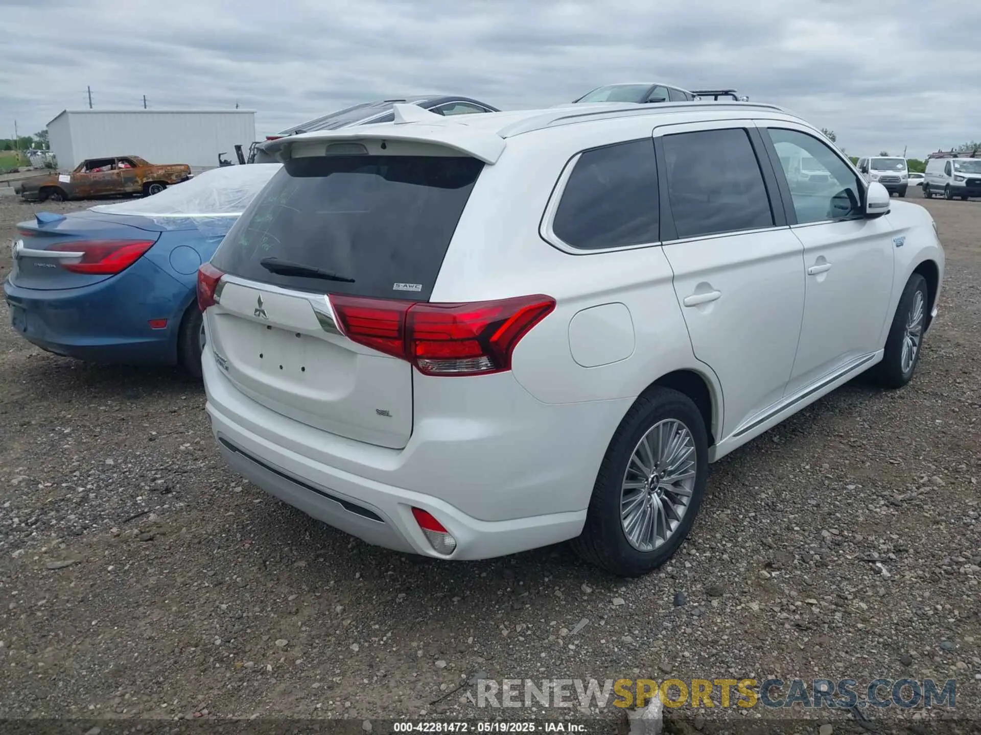 4 fotografías del automóvil dañado JA4J2VA72NZ026636 MITSUBISHI OUTLANDER PHEV 2022