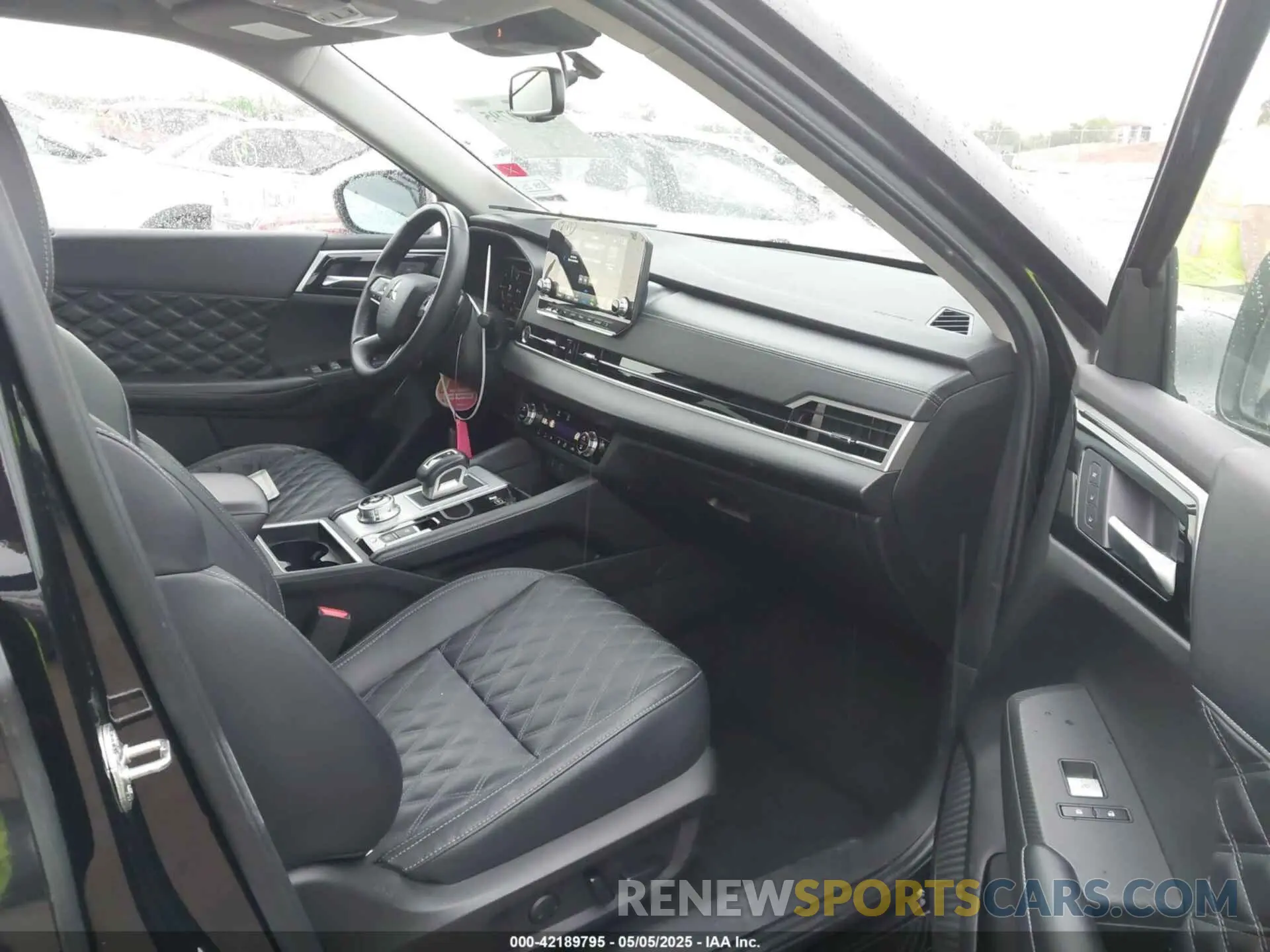 5 fotografías del automóvil dañado JA4T5VA92PZ046860 MITSUBISHI OUTLANDER PHEV 2023