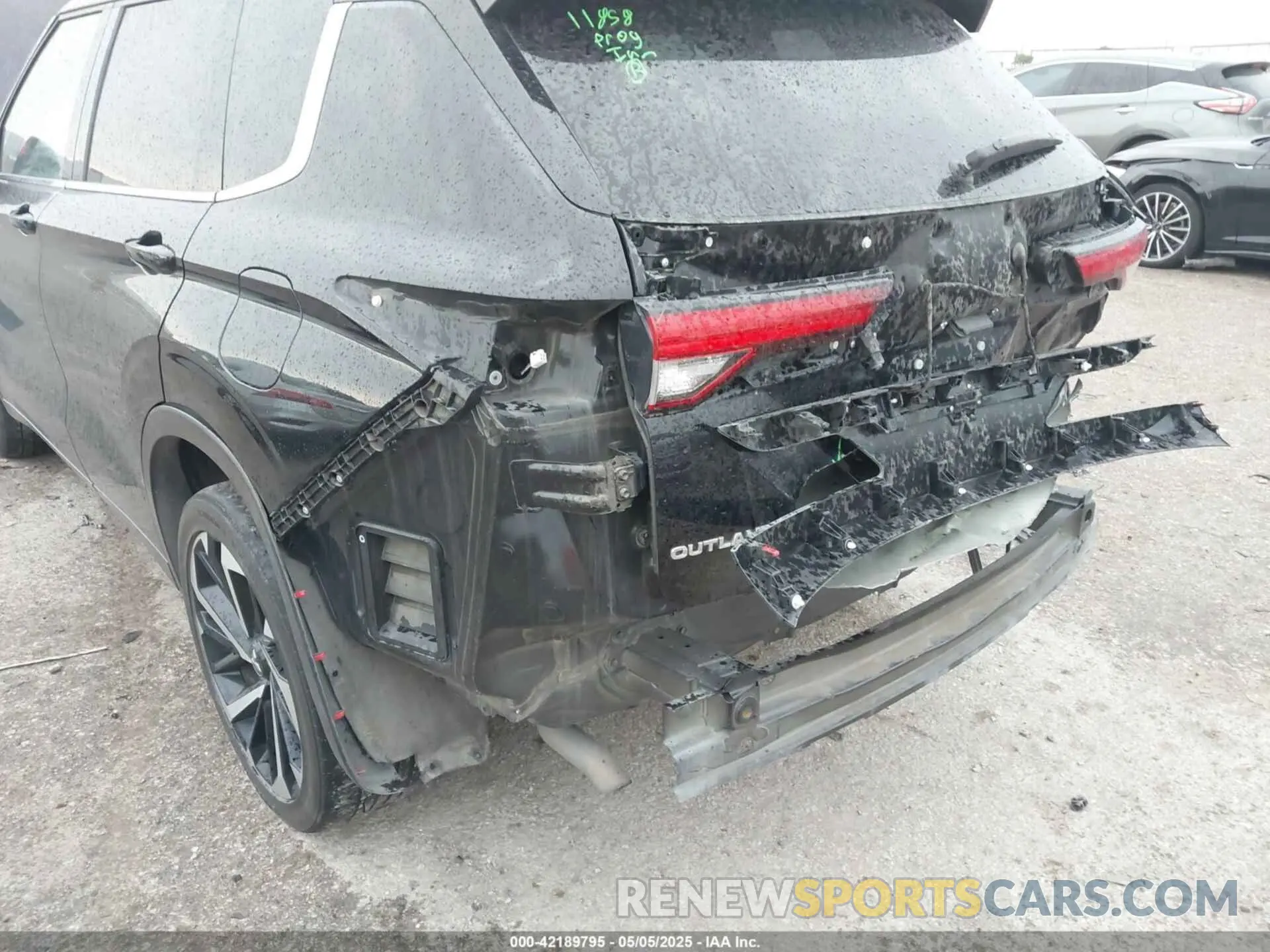 6 fotografías del automóvil dañado JA4T5VA92PZ046860 MITSUBISHI OUTLANDER PHEV 2023