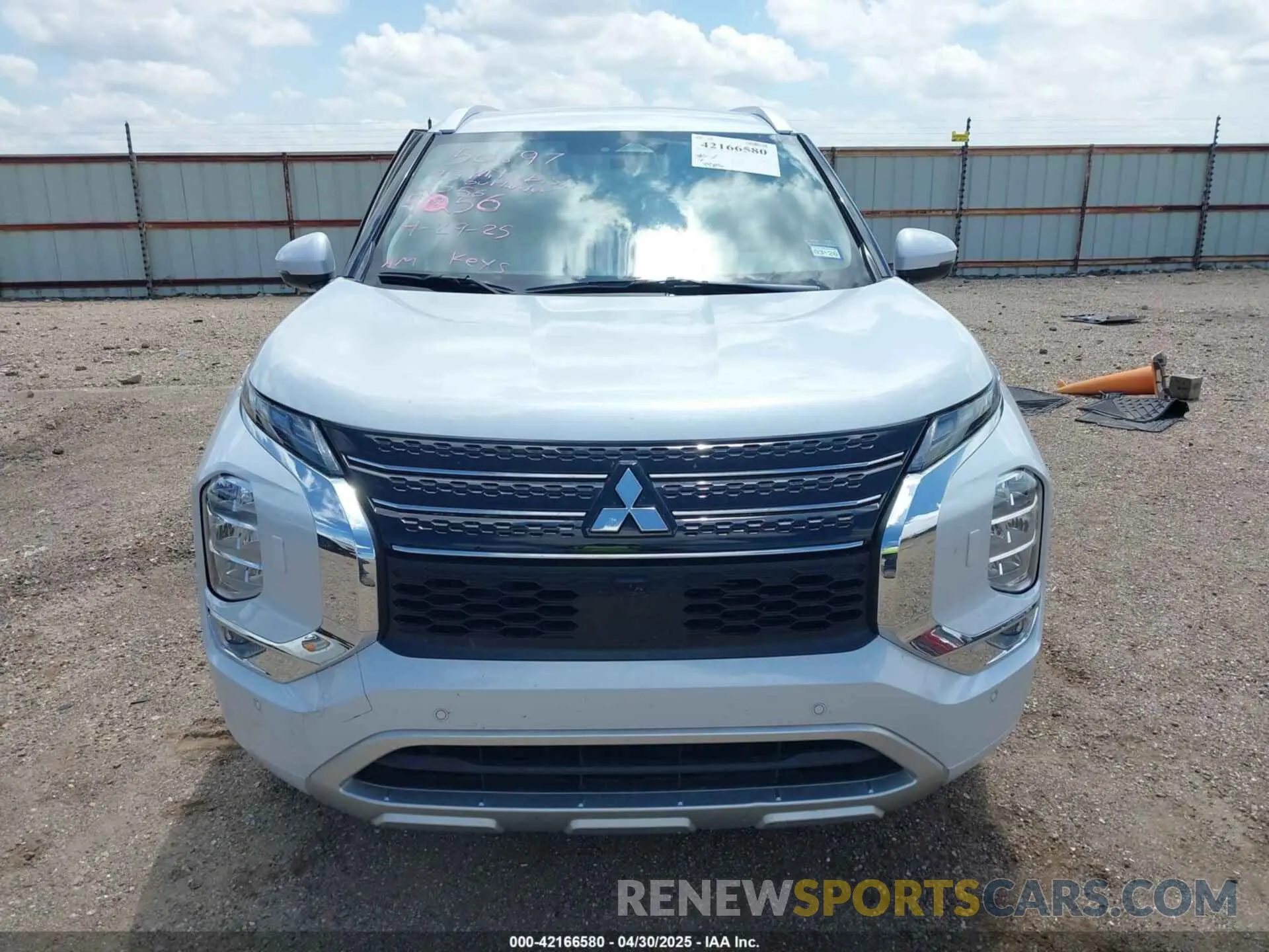 12 fotografías del automóvil dañado JA4T5VA94PZ029056 MITSUBISHI OUTLANDER PHEV 2023