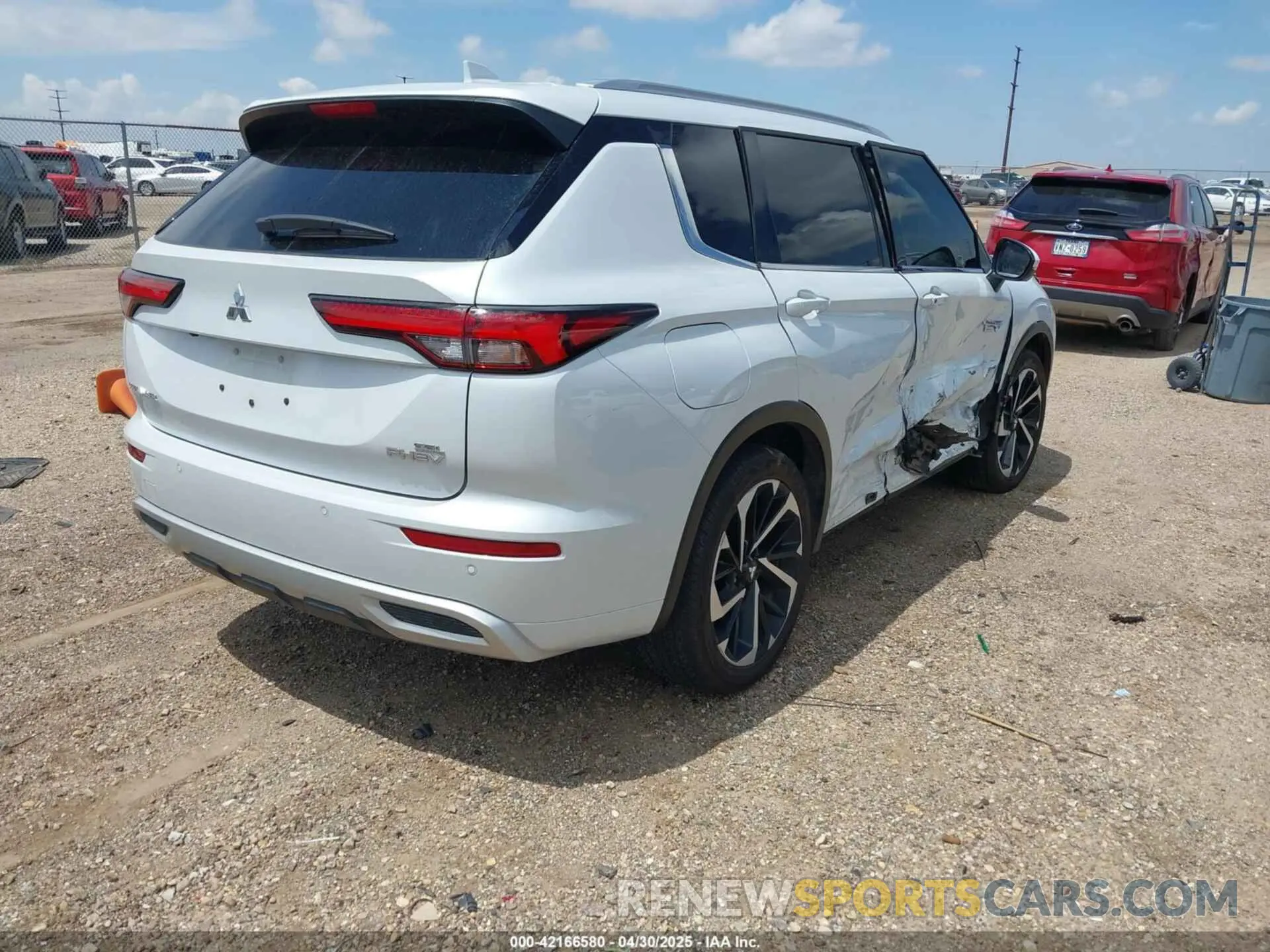 4 fotografías del automóvil dañado JA4T5VA94PZ029056 MITSUBISHI OUTLANDER PHEV 2023
