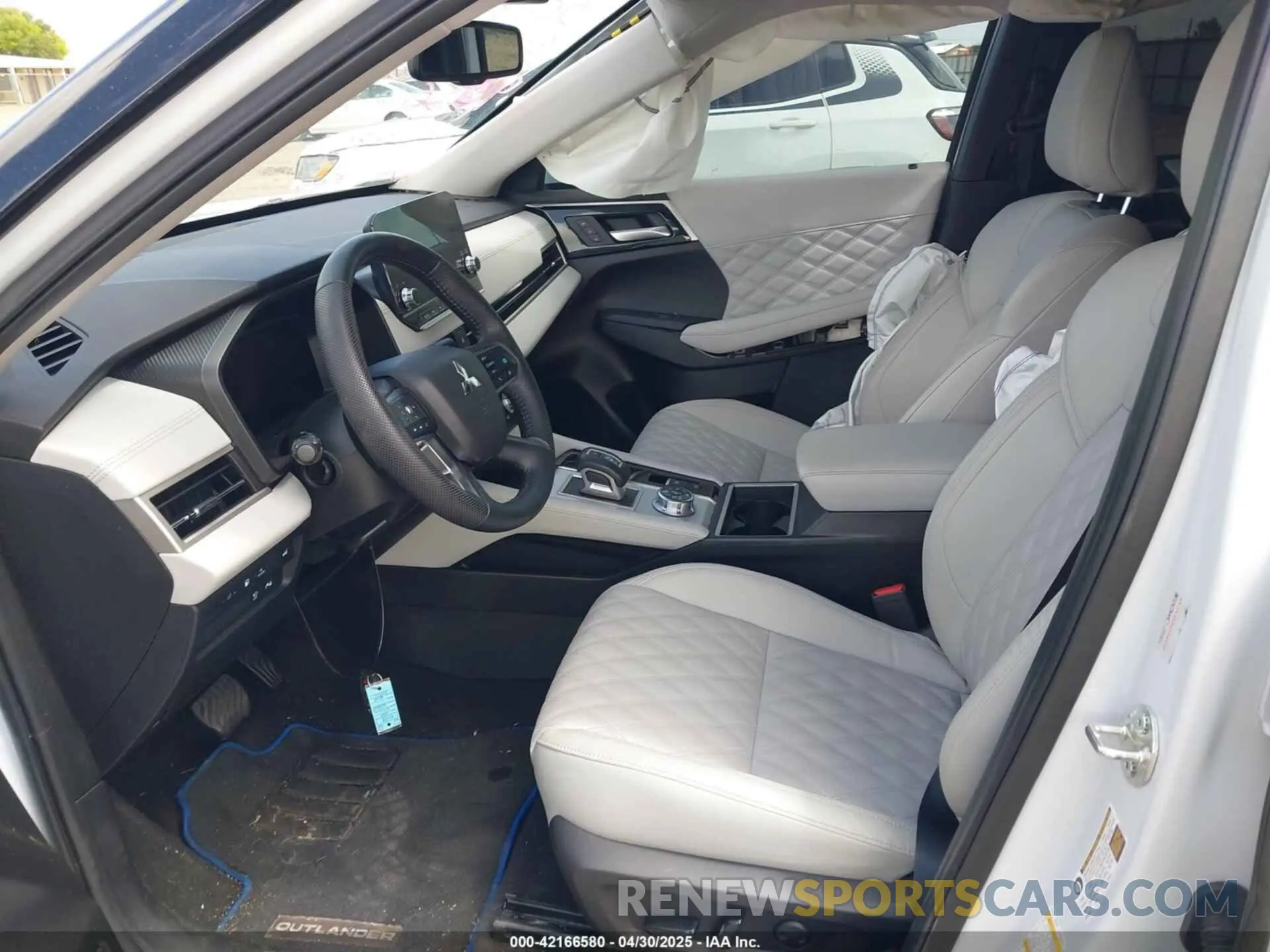 5 fotografías del automóvil dañado JA4T5VA94PZ029056 MITSUBISHI OUTLANDER PHEV 2023