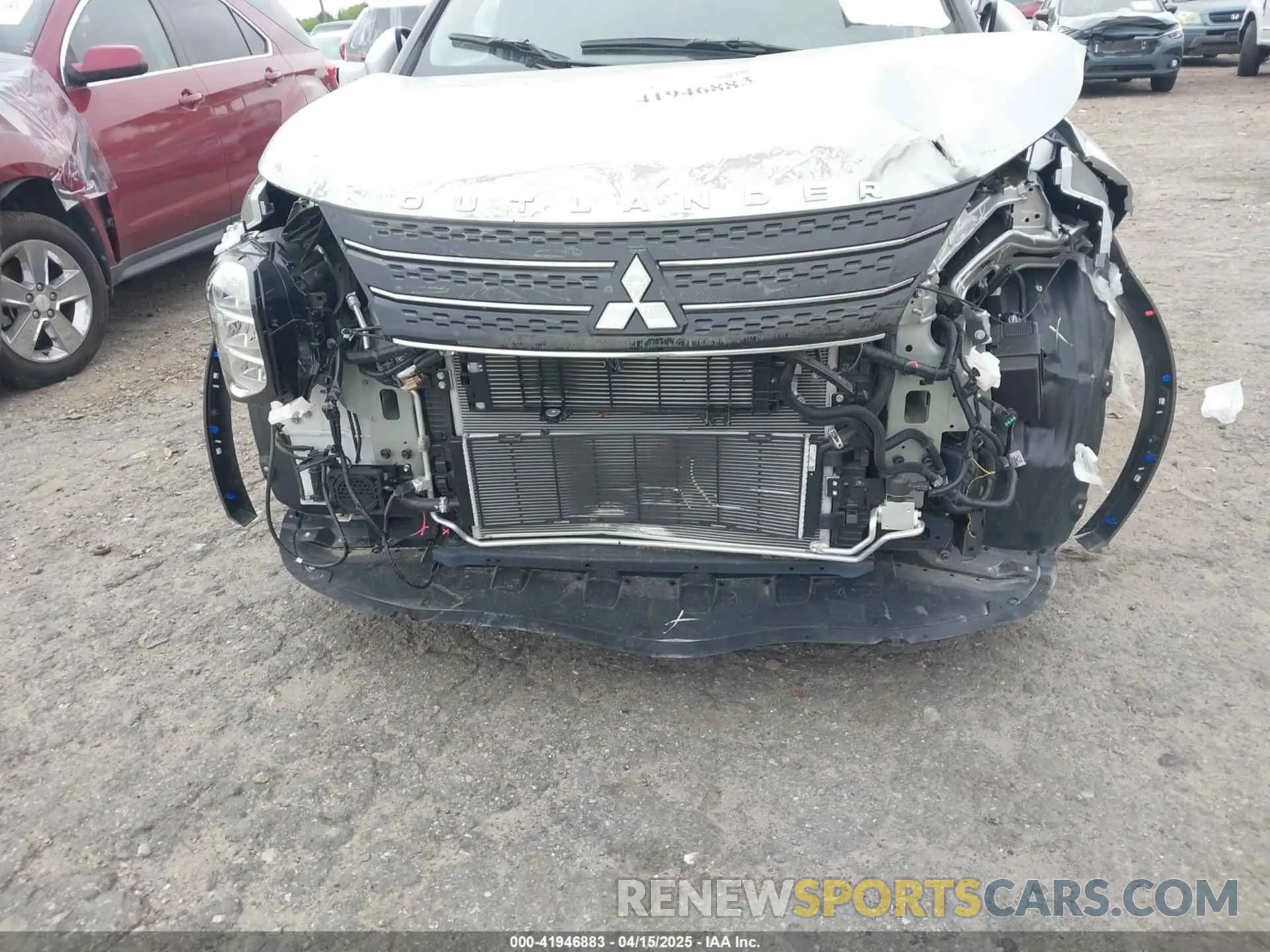 6 fotografías del automóvil dañado JA4T5WA93RZ023001 MITSUBISHI OUTLANDER PHEV 2024