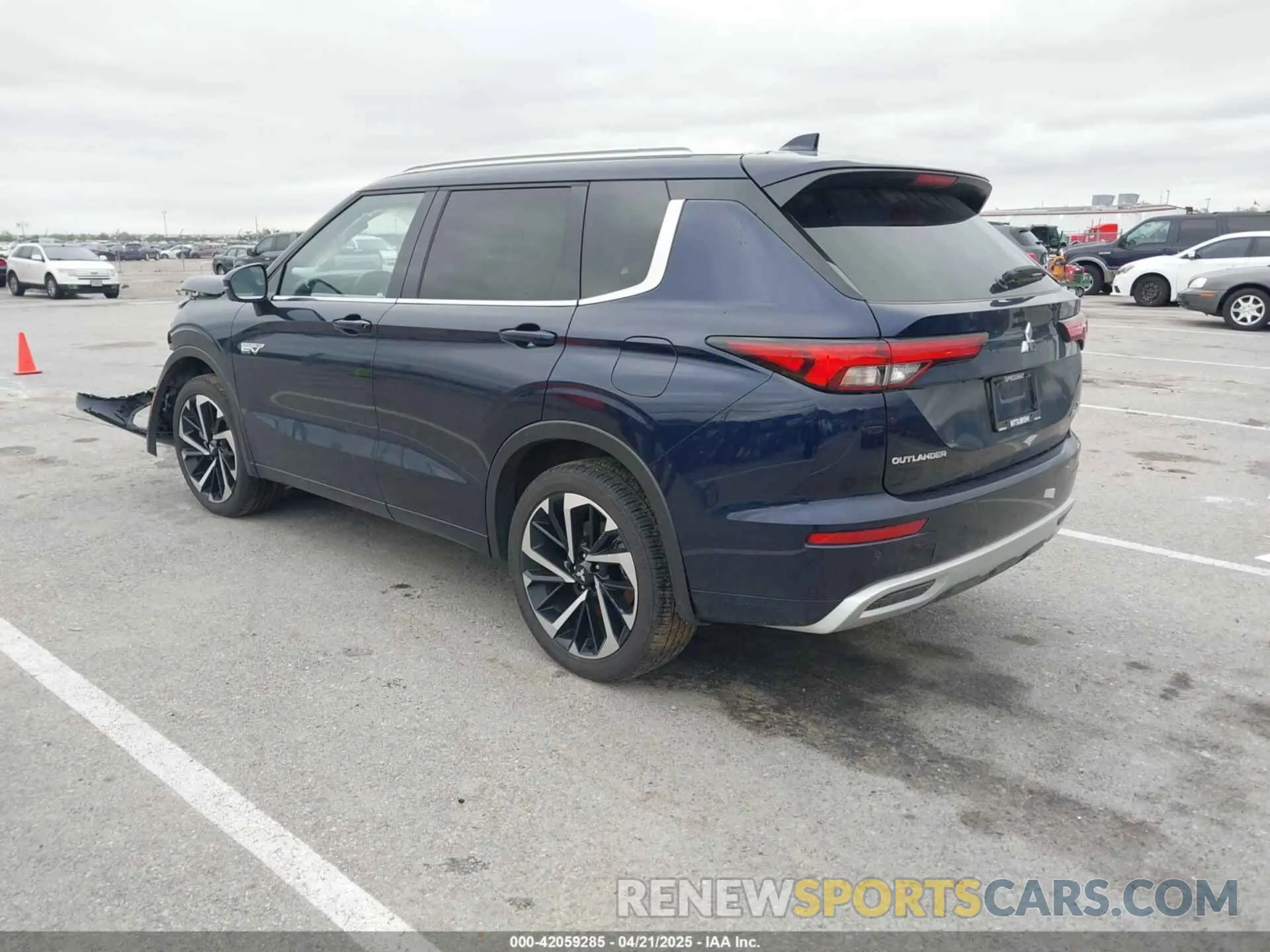 3 fotografías del automóvil dañado JA4T5WA94RZ050272 MITSUBISHI OUTLANDER PHEV 2024