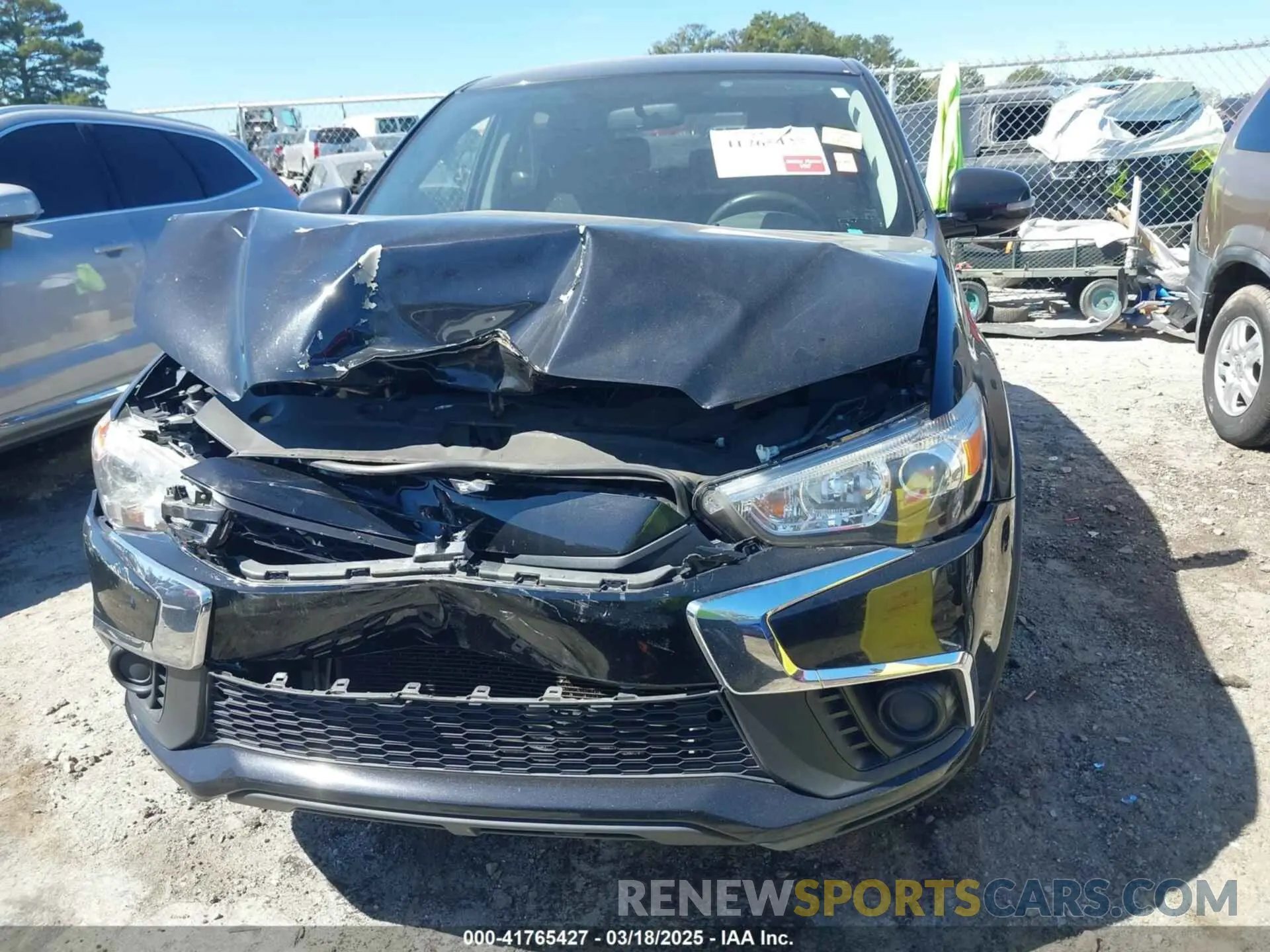6 fotografías del automóvil dañado JA4AP3AU0KU028521 MITSUBISHI OUTLANDER SPORT 2019