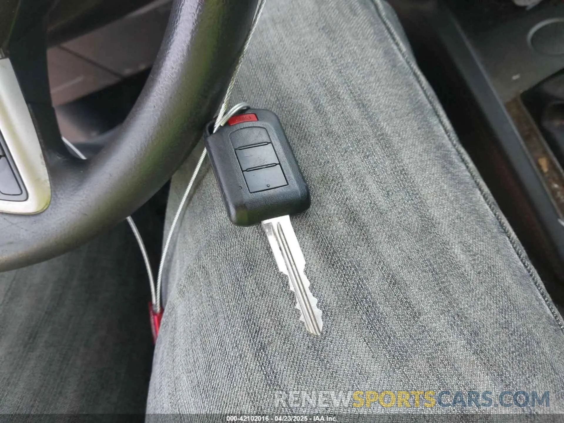 11 fotografías del automóvil dañado JA4AP3AU2KU018380 MITSUBISHI OUTLANDER SPORT 2019
