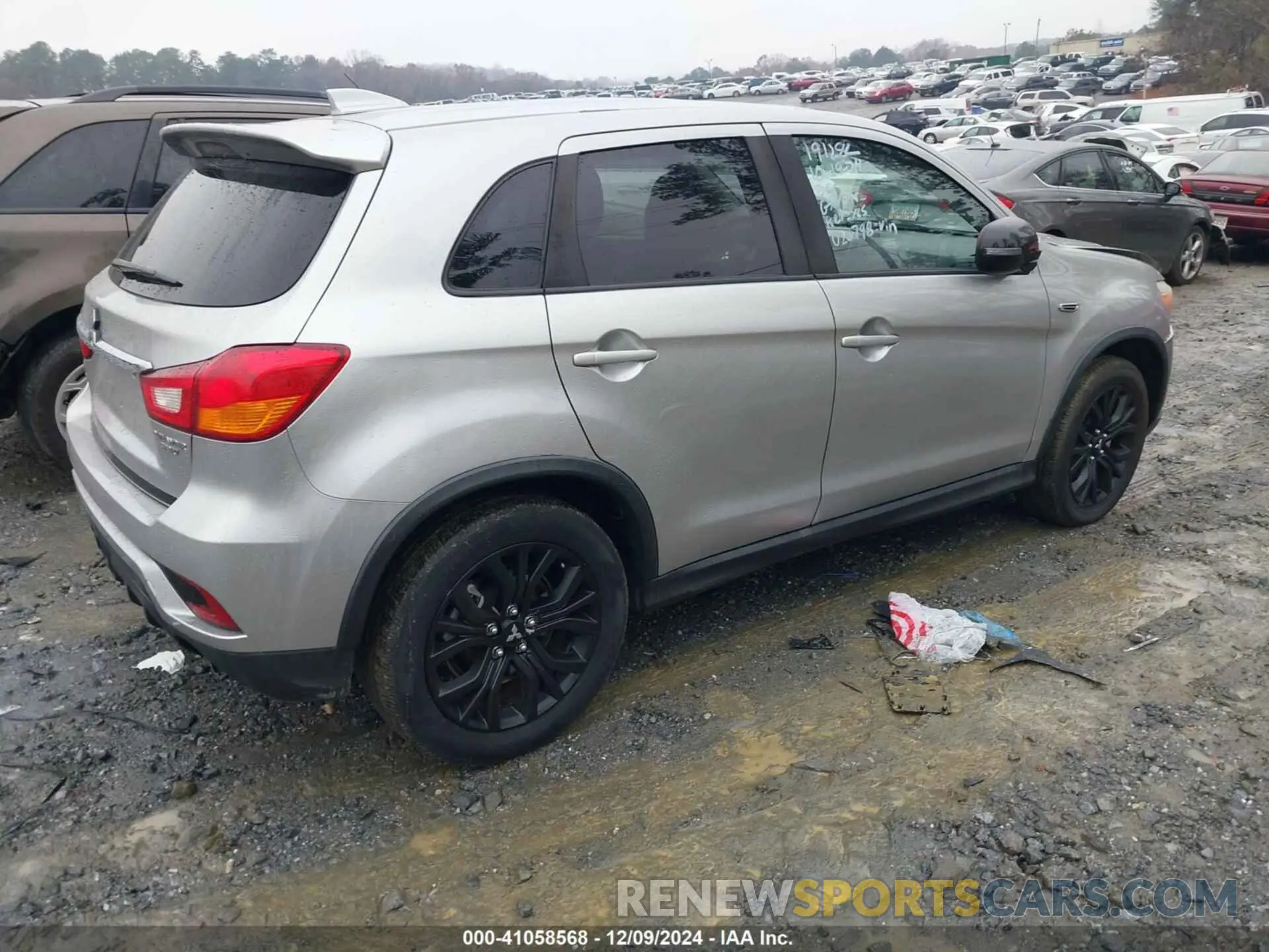 4 fotografías del automóvil dañado JA4AP3AU3KU020798 MITSUBISHI OUTLANDER SPORT 2019