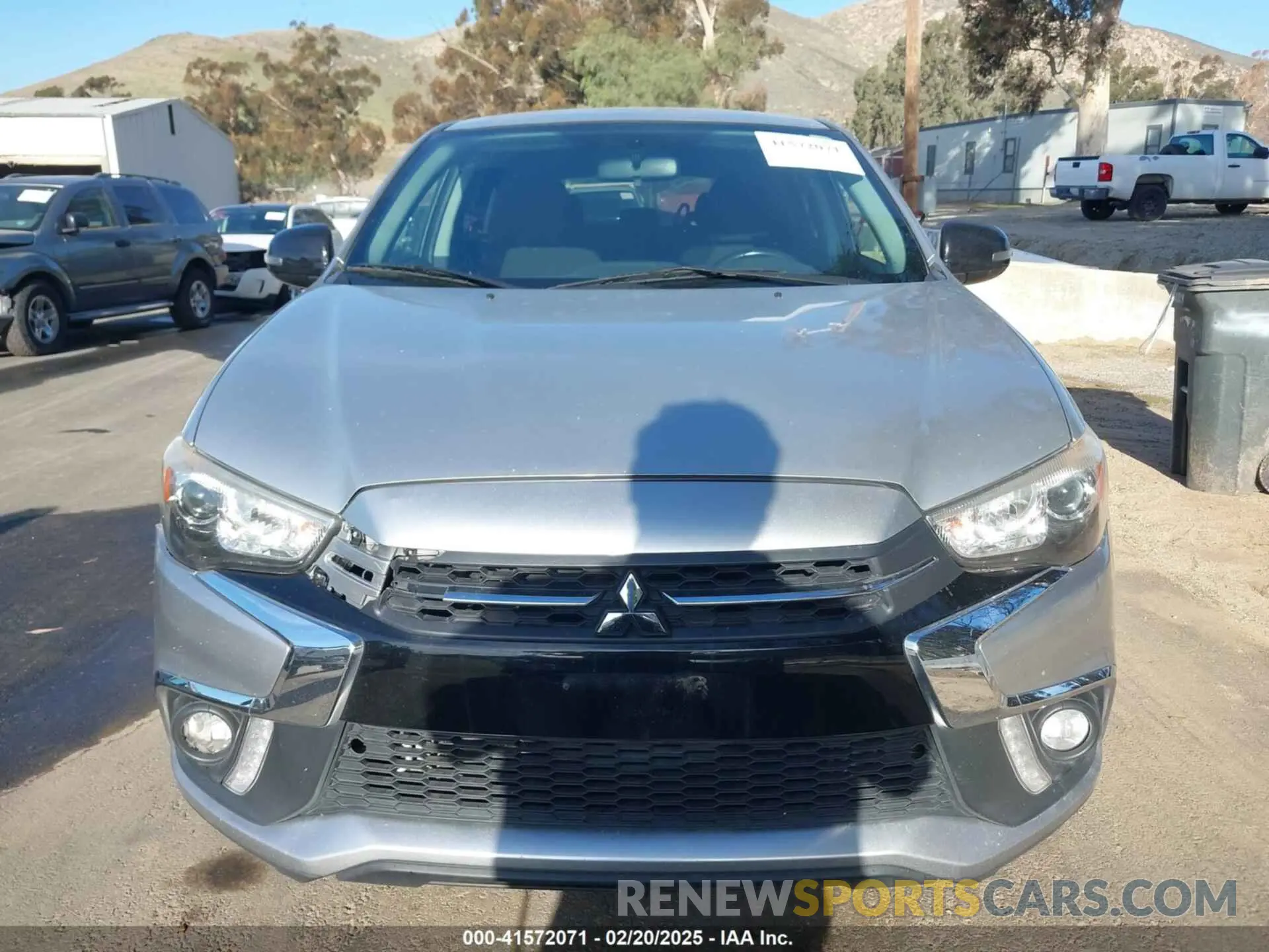 12 fotografías del automóvil dañado JA4AP3AU3KU023295 MITSUBISHI OUTLANDER SPORT 2019