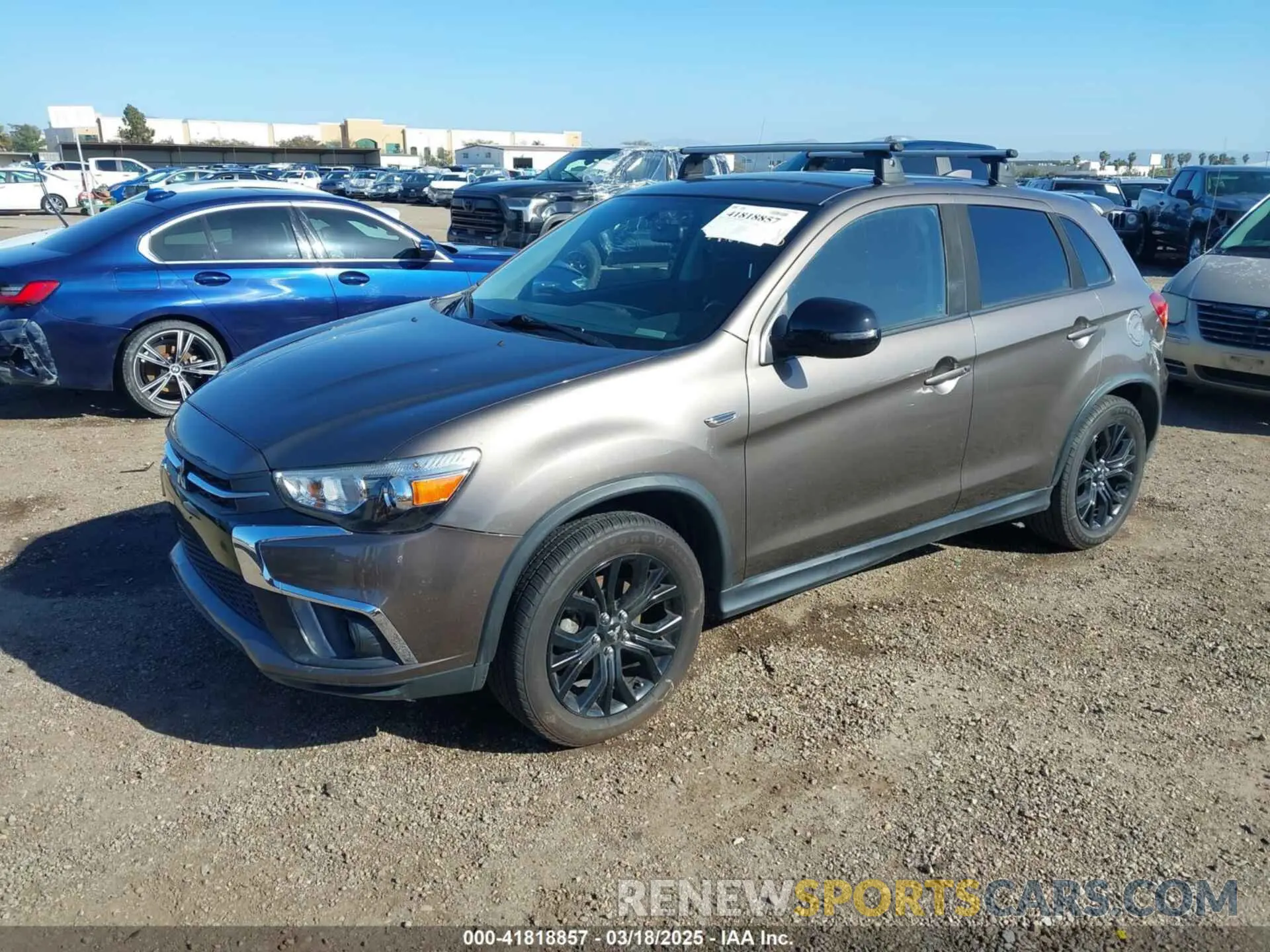 2 fotografías del automóvil dañado JA4AP3AU4KU016033 MITSUBISHI OUTLANDER SPORT 2019