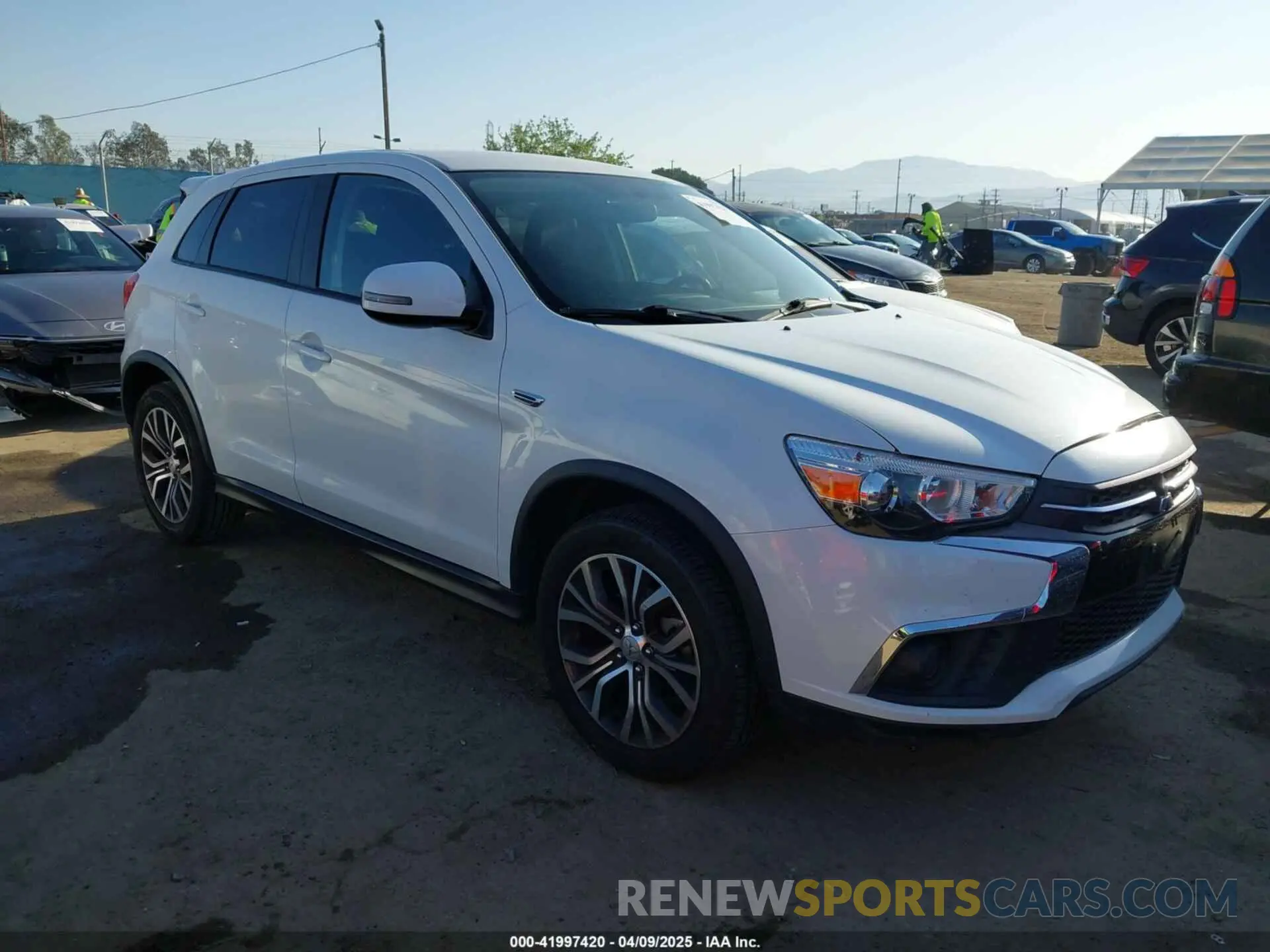 1 fotografías del automóvil dañado JA4AP3AU5KU005462 MITSUBISHI OUTLANDER SPORT 2019