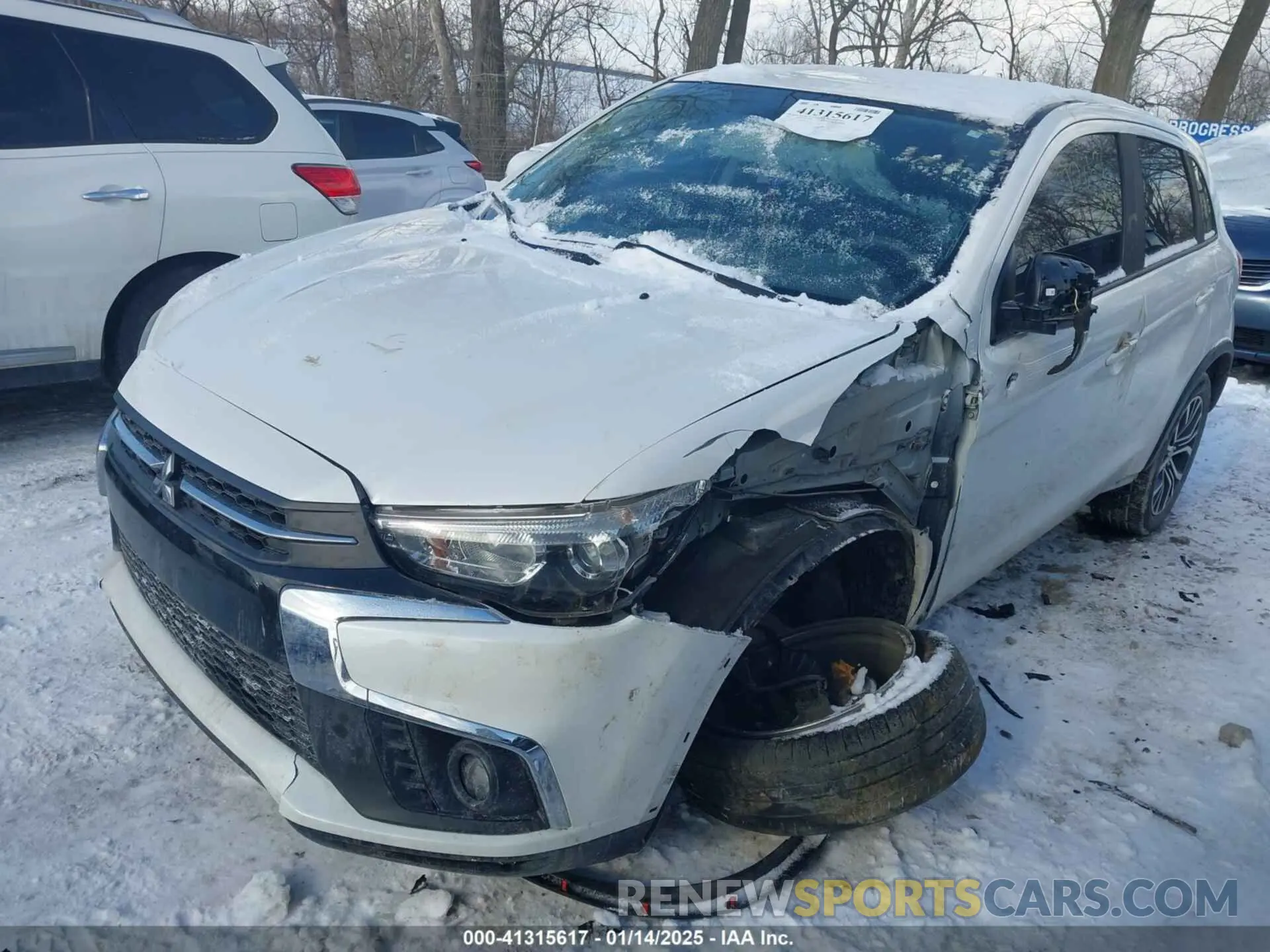 2 fotografías del automóvil dañado JA4AP3AU5KU008636 MITSUBISHI OUTLANDER SPORT 2019