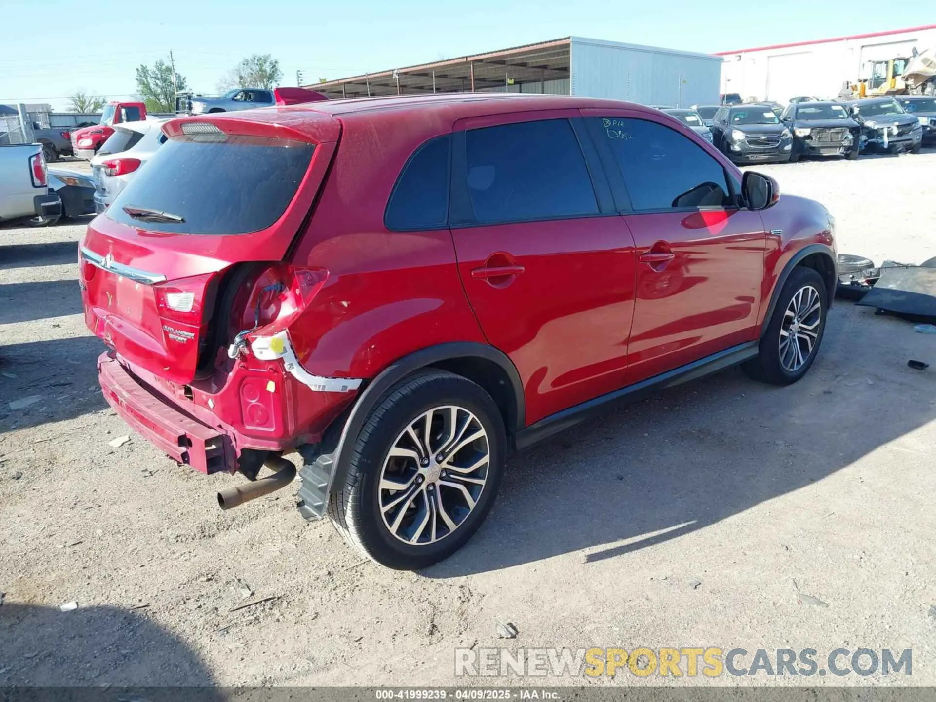 4 fotografías del automóvil dañado JA4AP3AU5KU017188 MITSUBISHI OUTLANDER SPORT 2019