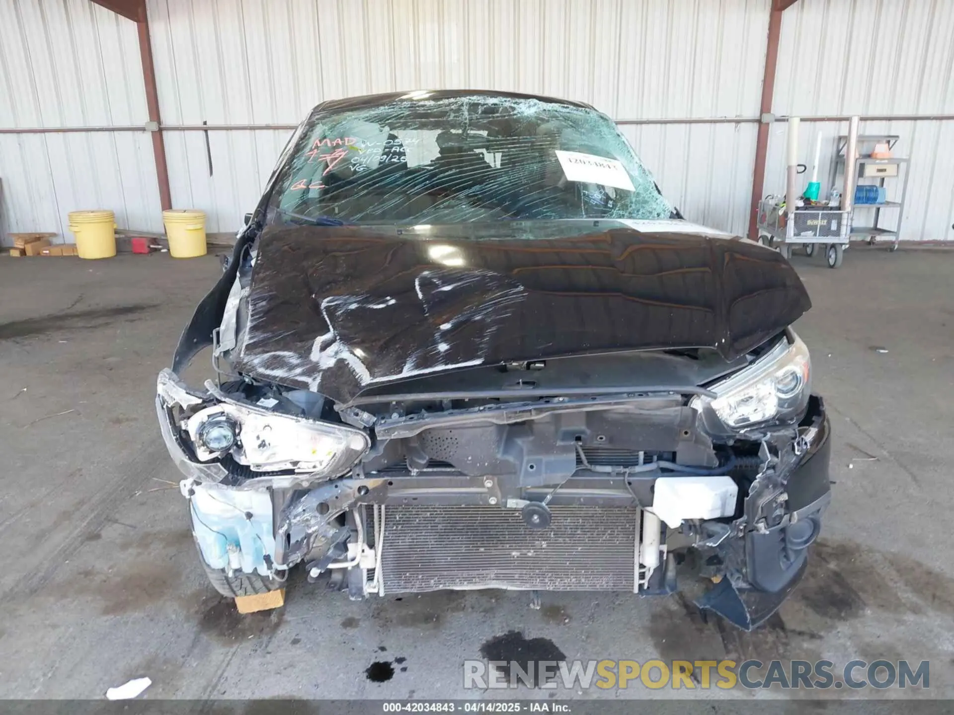 11 fotografías del automóvil dañado JA4AP3AU6KU013215 MITSUBISHI OUTLANDER SPORT 2019