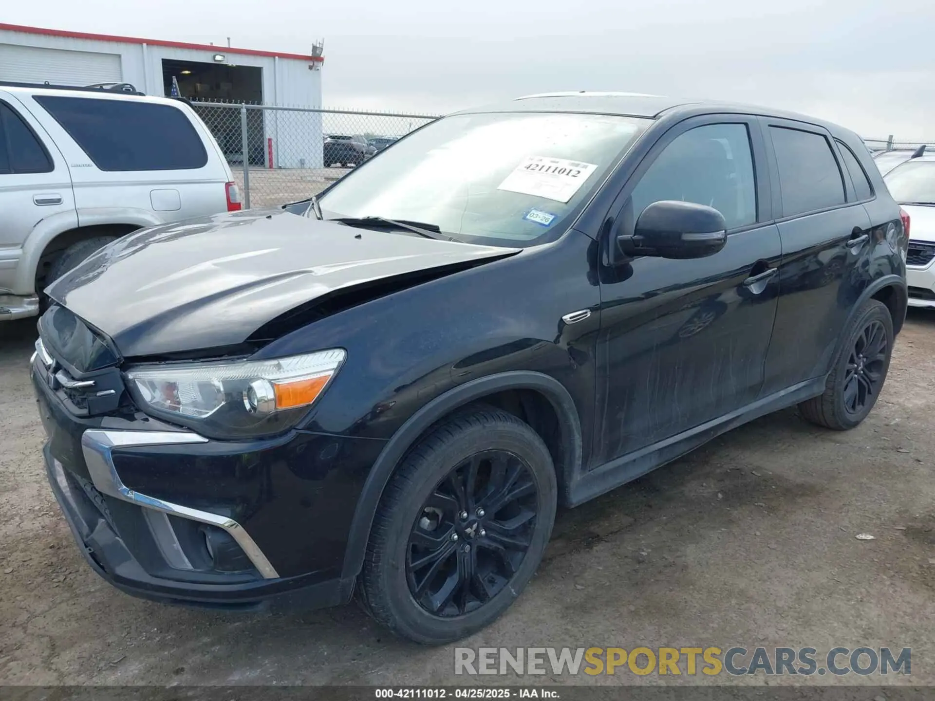 2 fotografías del automóvil dañado JA4AP3AU7KU015314 MITSUBISHI OUTLANDER SPORT 2019