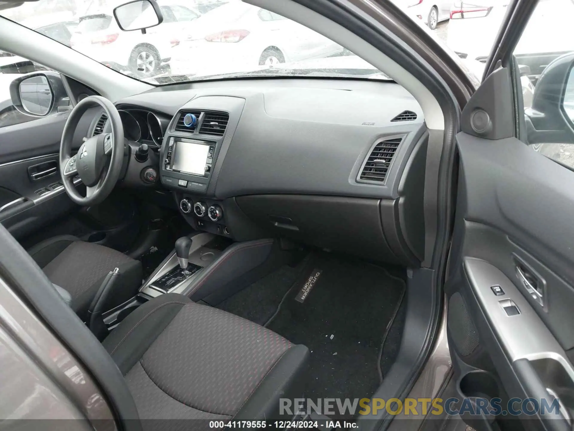 5 fotografías del automóvil dañado JA4AP3AUXKU001410 MITSUBISHI OUTLANDER SPORT 2019