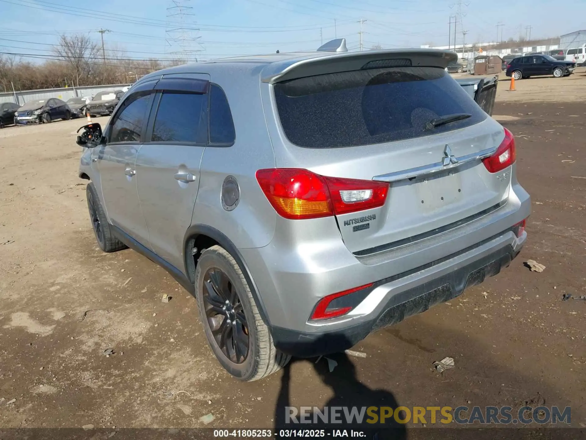 3 fotografías del automóvil dañado JA4AP3AUXKU015629 MITSUBISHI OUTLANDER SPORT 2019