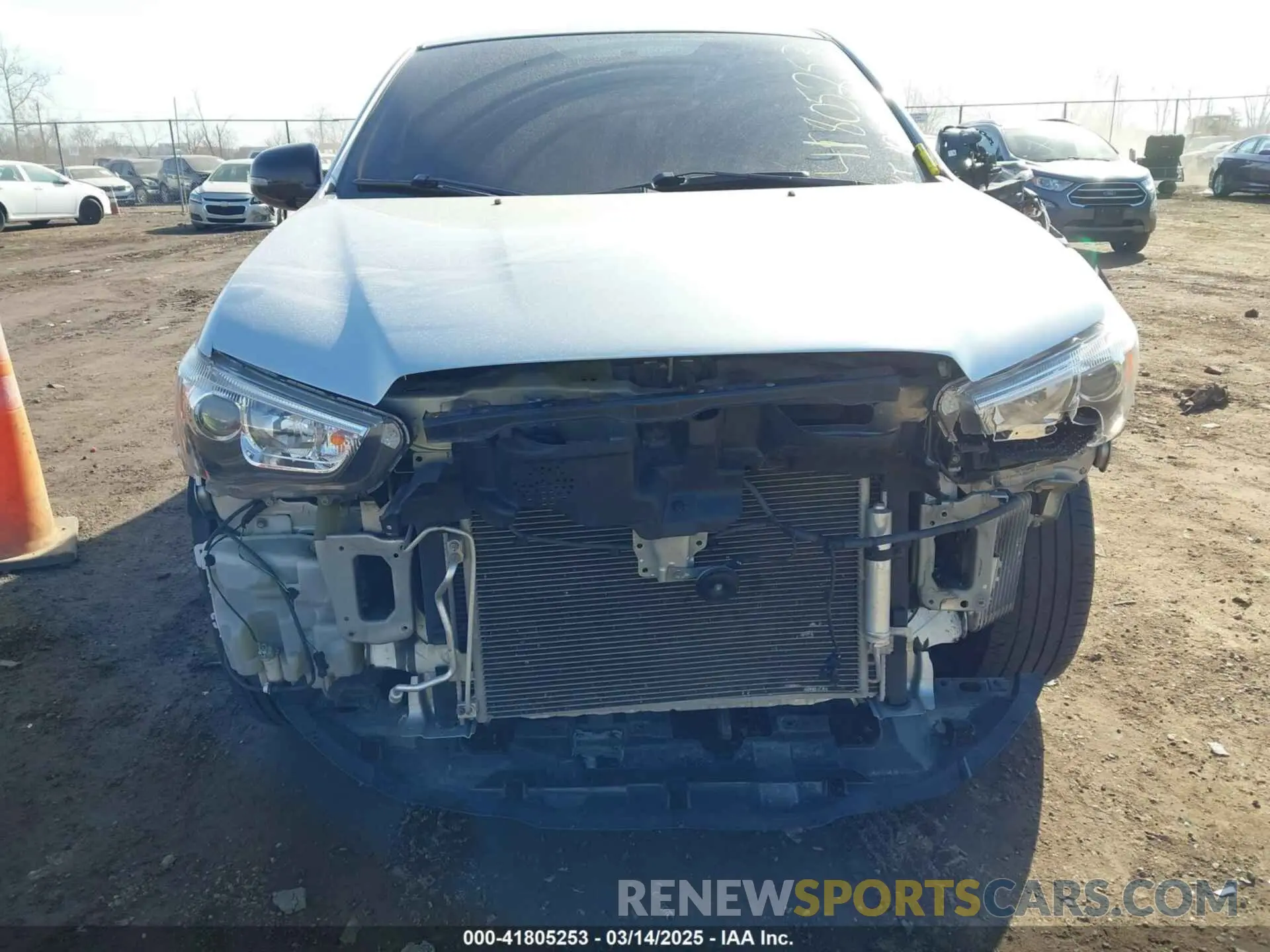 6 fotografías del automóvil dañado JA4AP3AUXKU015629 MITSUBISHI OUTLANDER SPORT 2019