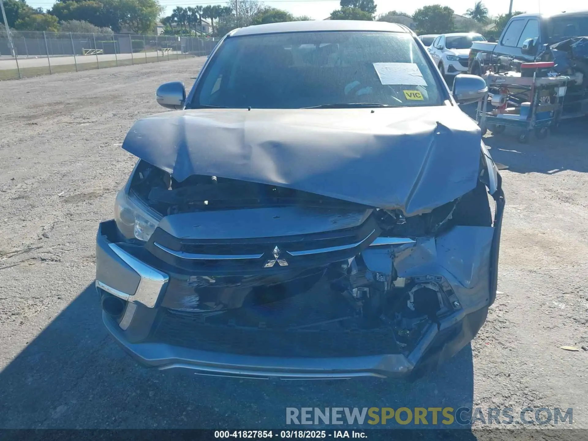 12 fotografías del automóvil dañado JA4AP4AU1KU012463 MITSUBISHI OUTLANDER SPORT 2019