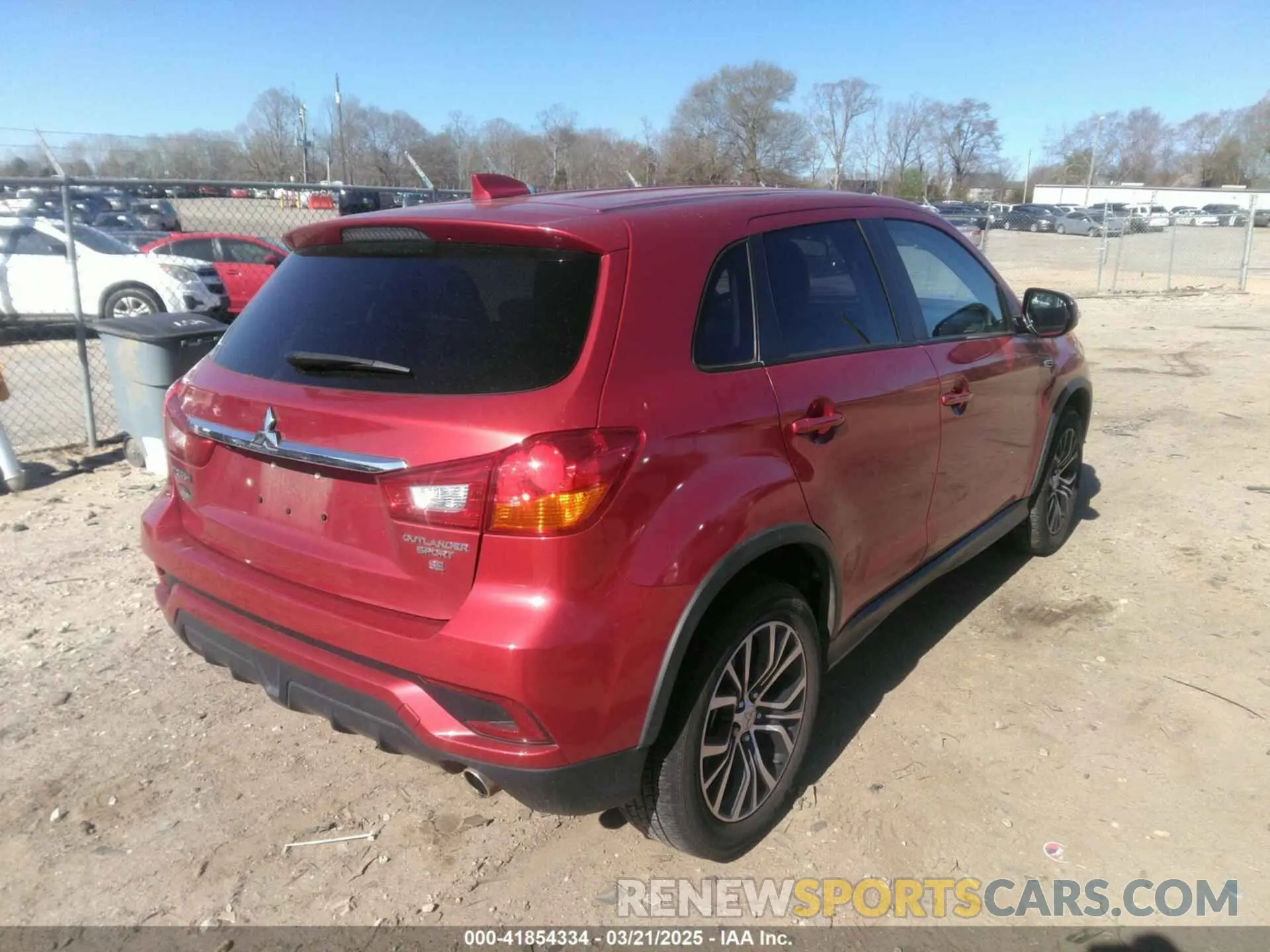4 fotografías del automóvil dañado JA4AP4AU3KU017406 MITSUBISHI OUTLANDER SPORT 2019