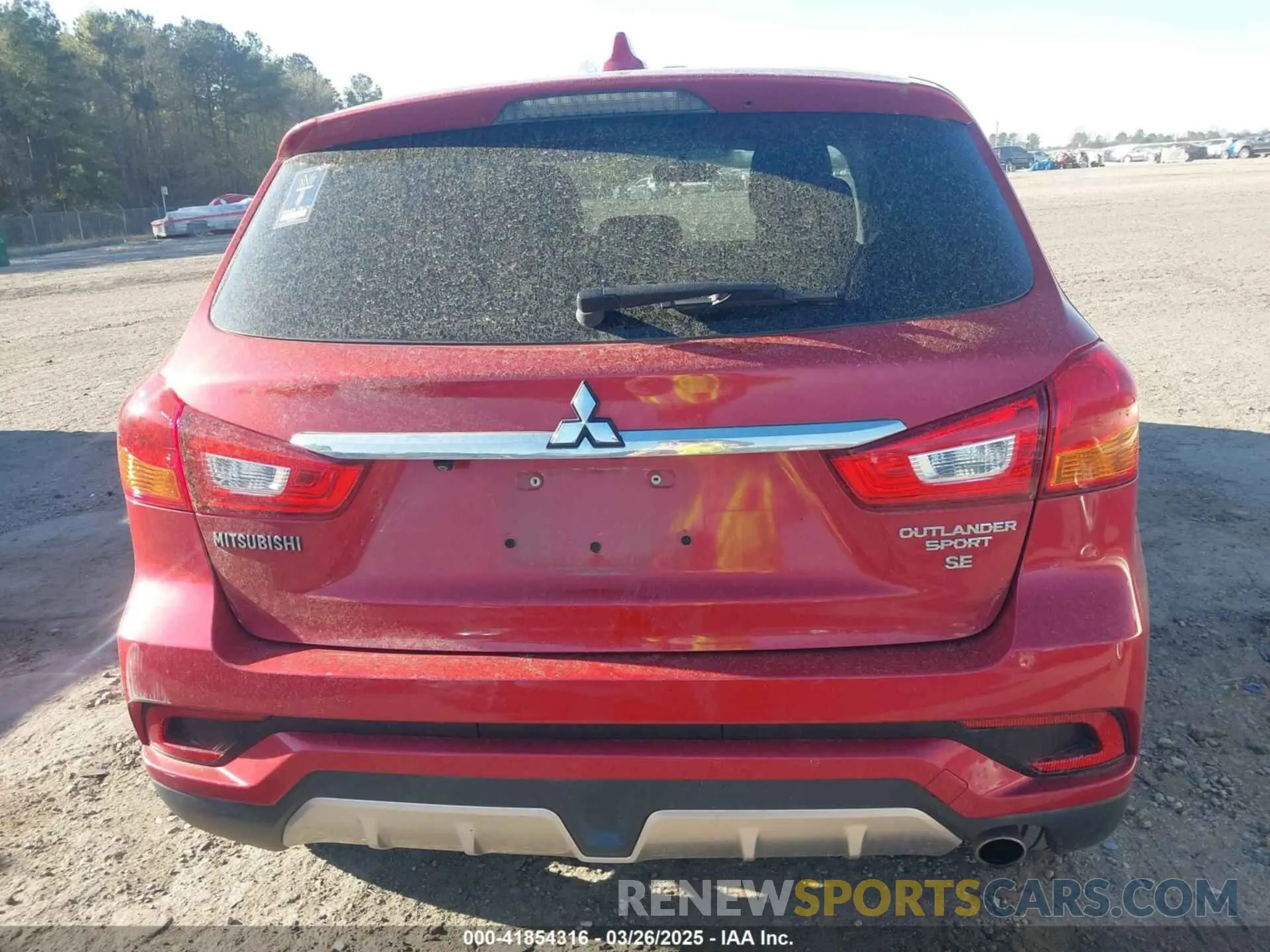17 fotografías del automóvil dañado JA4AP4AU4KU012294 MITSUBISHI OUTLANDER SPORT 2019
