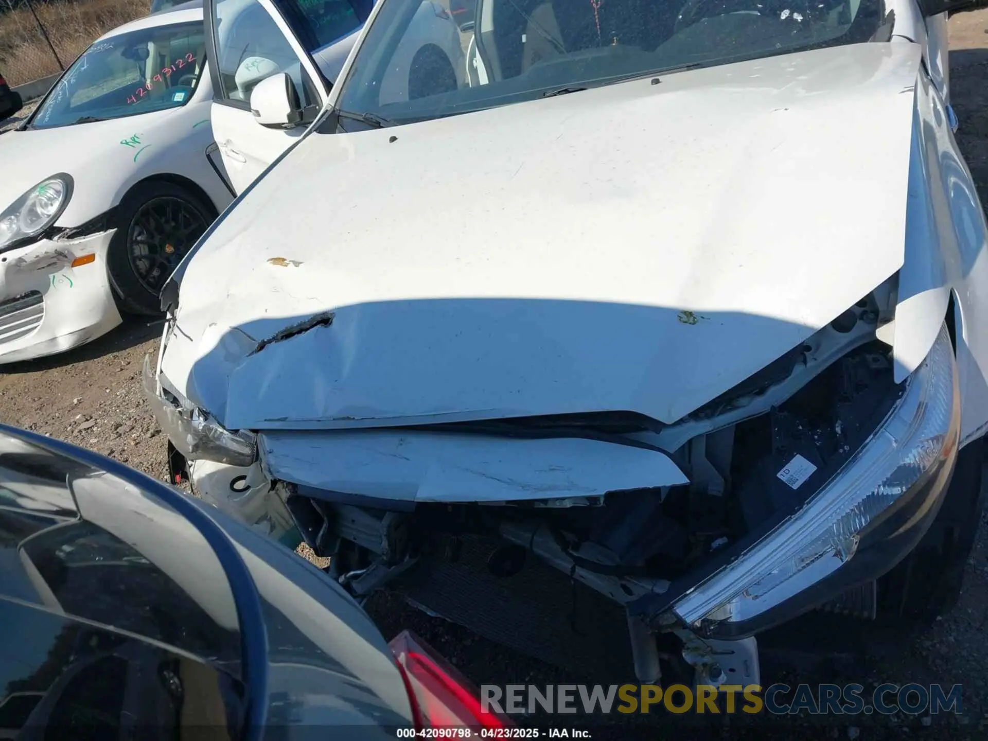 12 fotografías del automóvil dañado JA4AP4AU9KU023341 MITSUBISHI OUTLANDER SPORT 2019